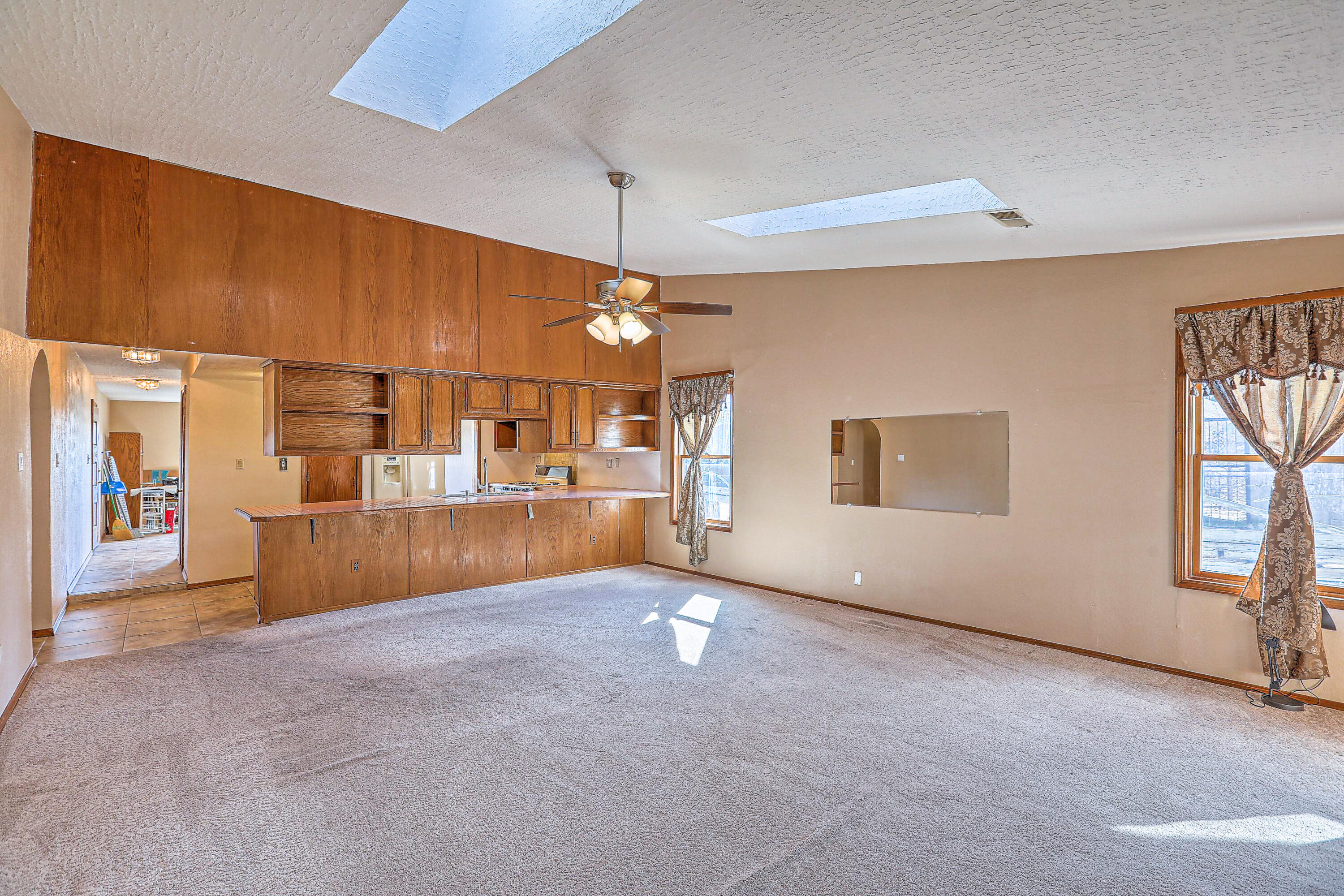 3123 AMALIA Road SW