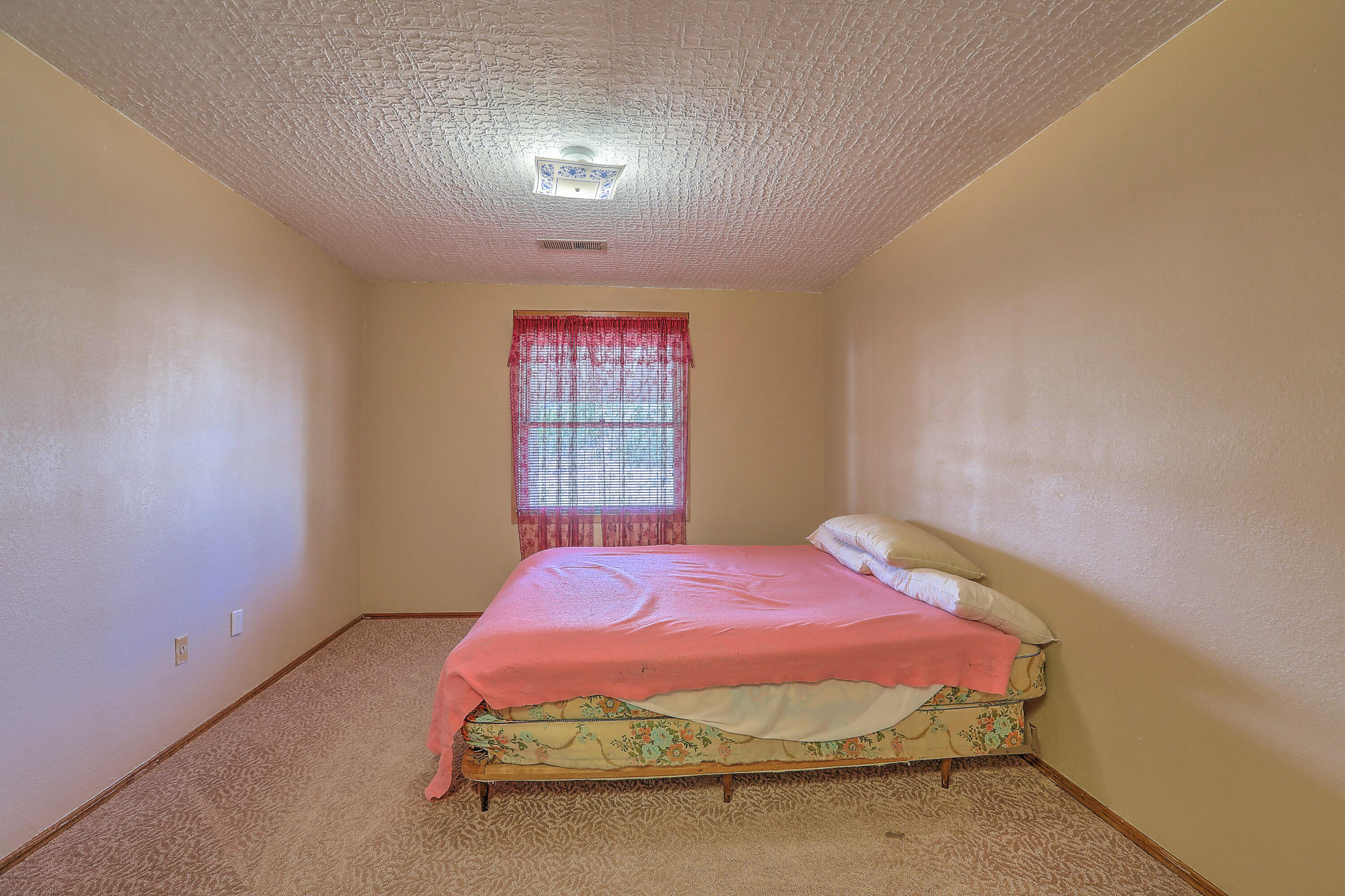 3123 AMALIA Road SW