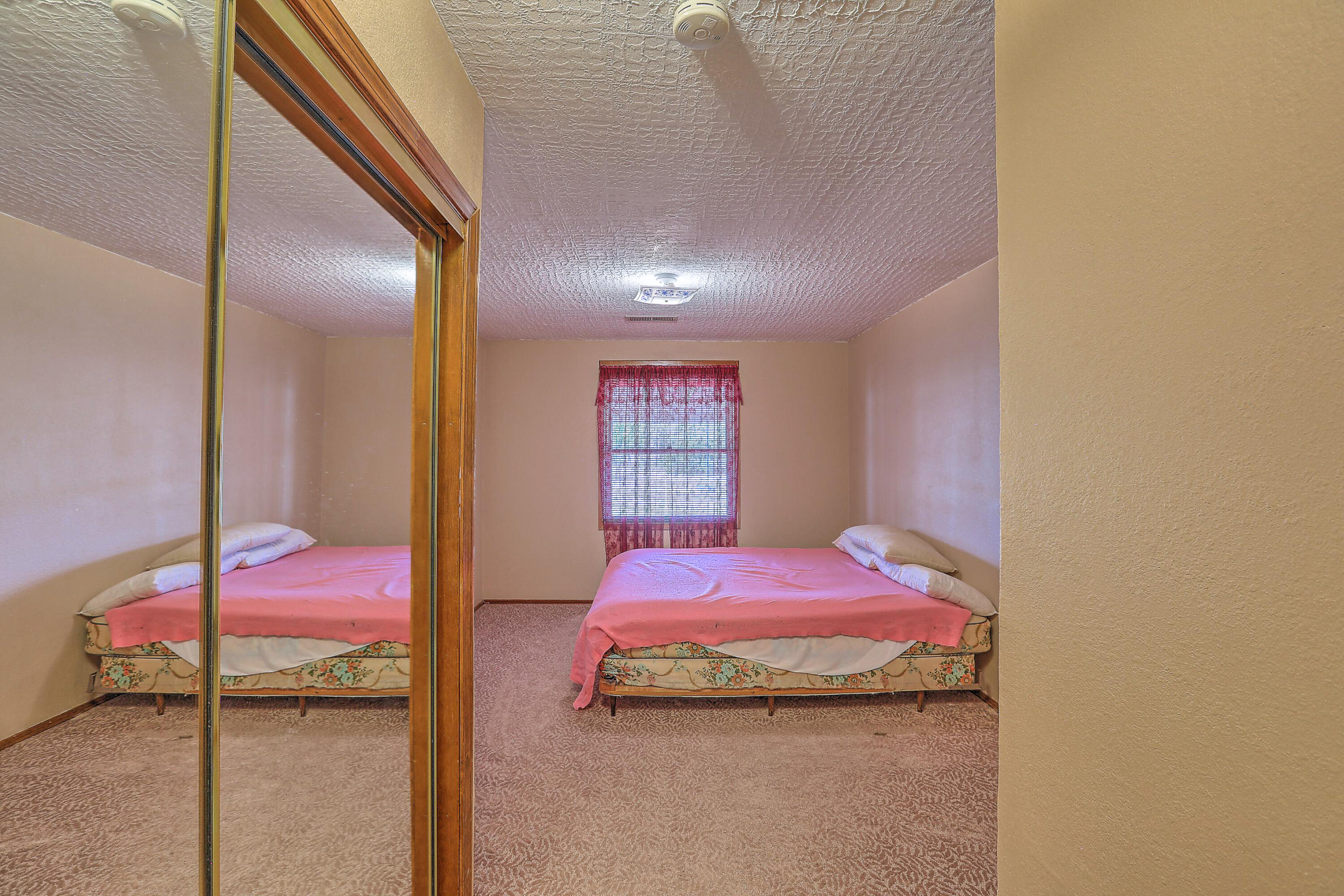 3123 AMALIA Road SW