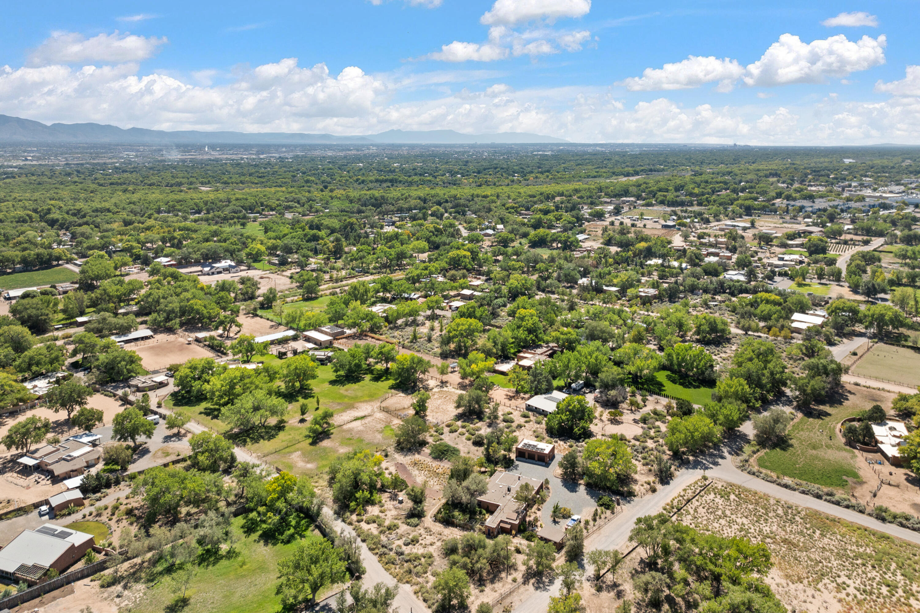 490 EL CAMINO CAMPO