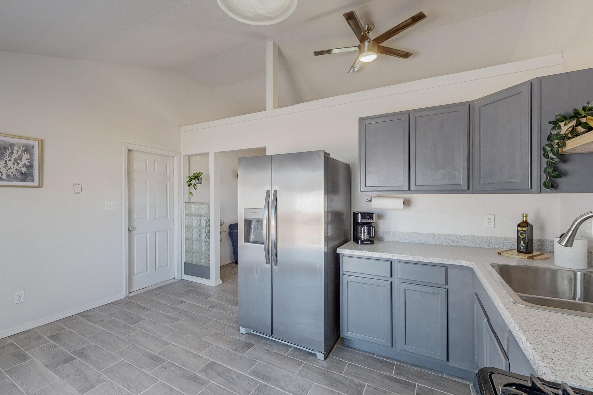 56 SOMMERSET Drive SE