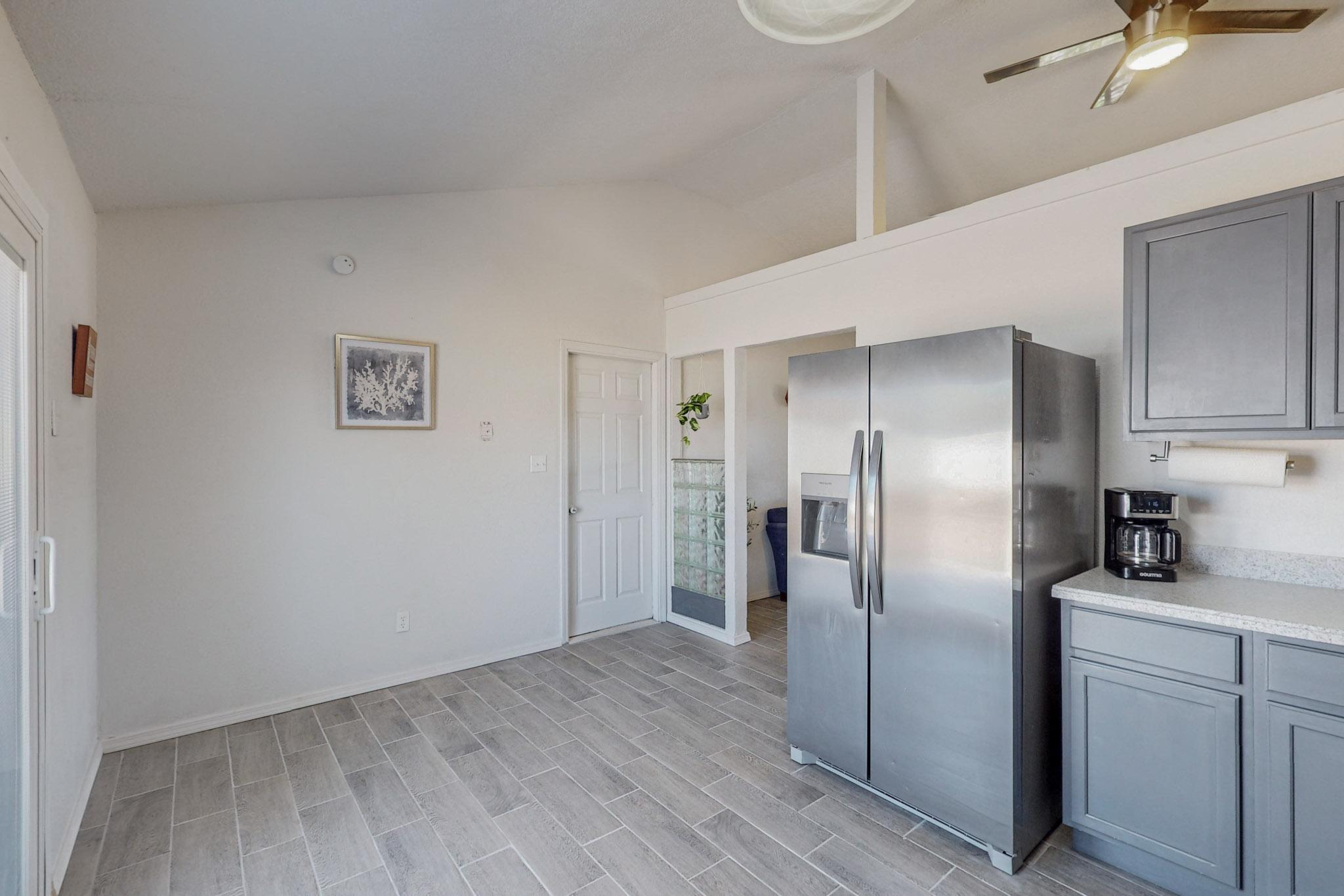 56 SOMMERSET Drive SE