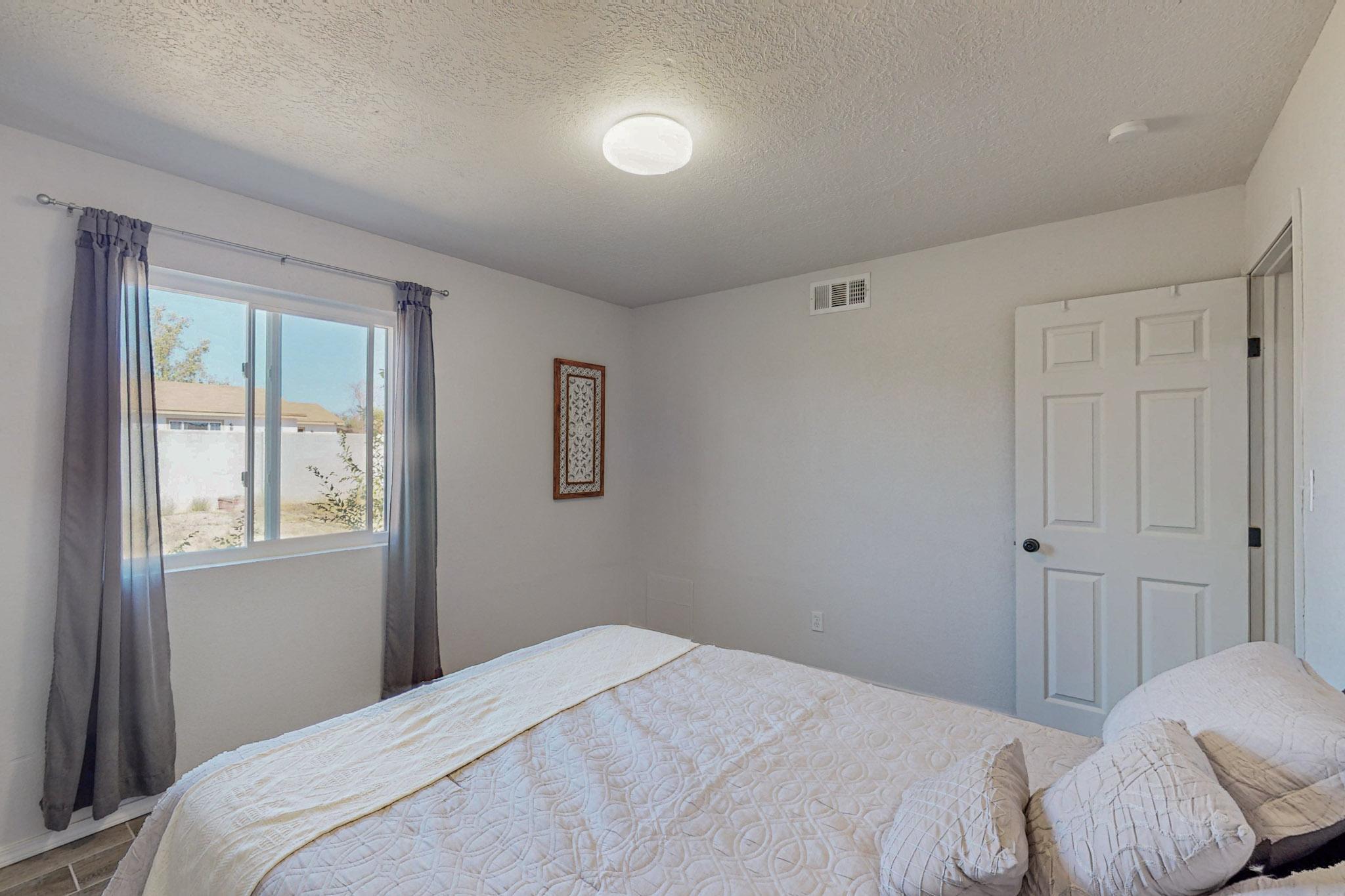 56 SOMMERSET Drive SE