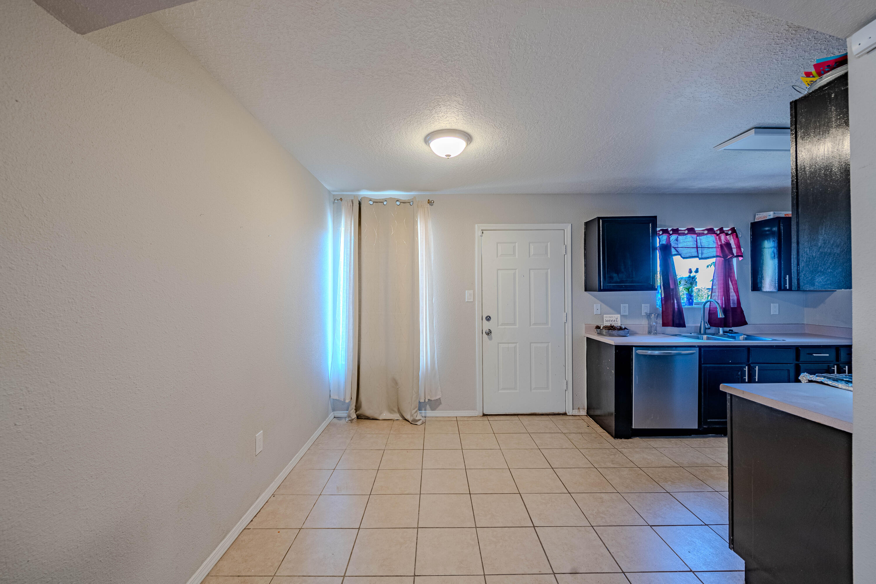 9105 SKYLIGHT Avenue SW