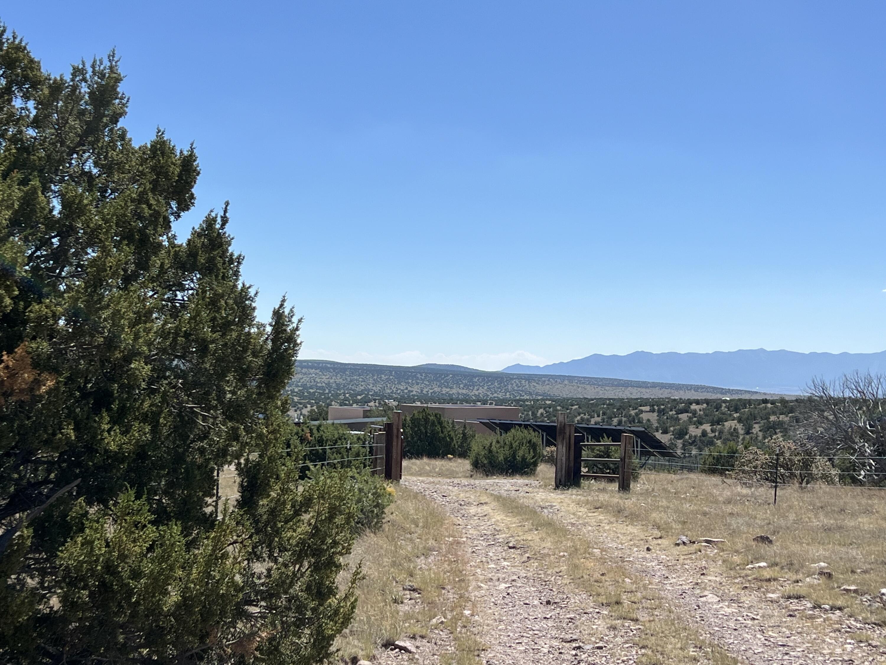 202 RIDGE VIEW Road