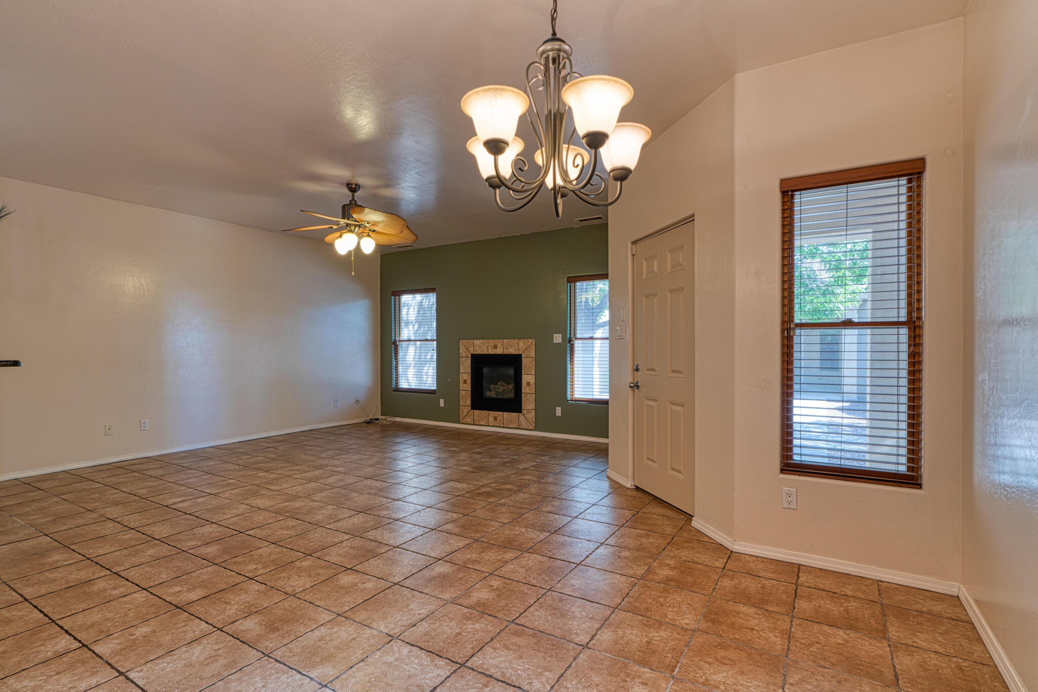 3011 SOUTHERN Boulevard SE 1