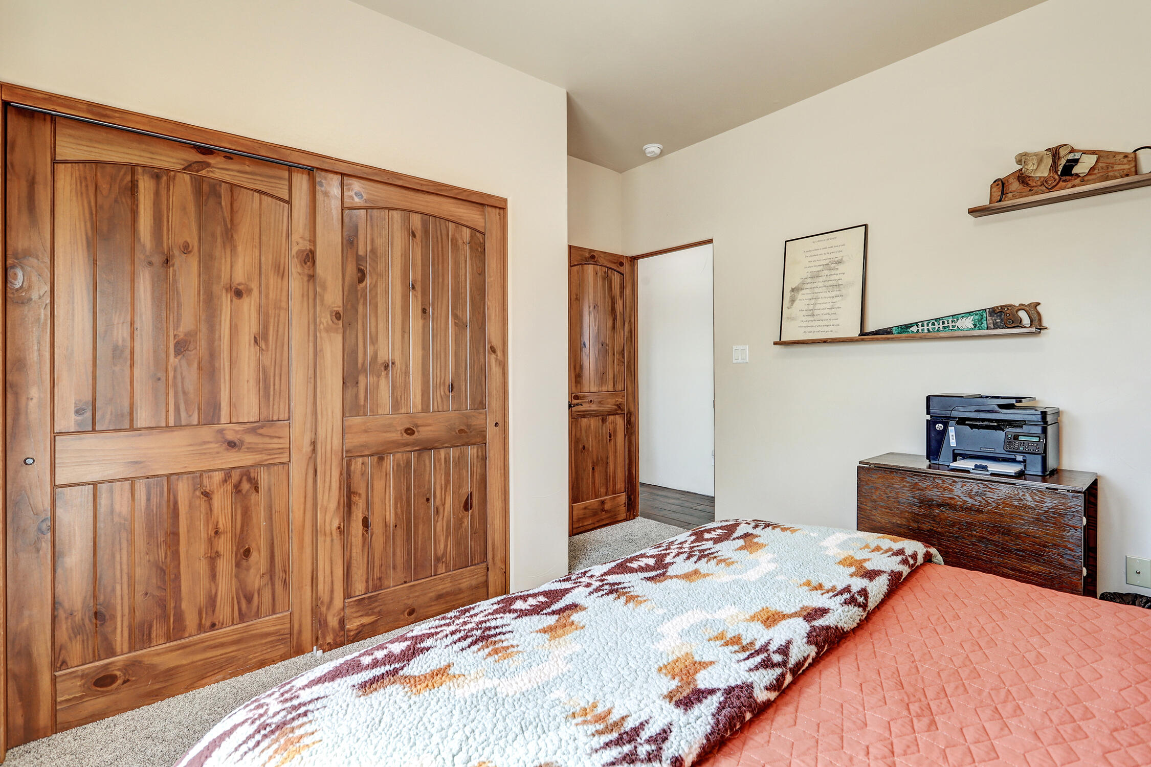 392 CORONADO Lane NE