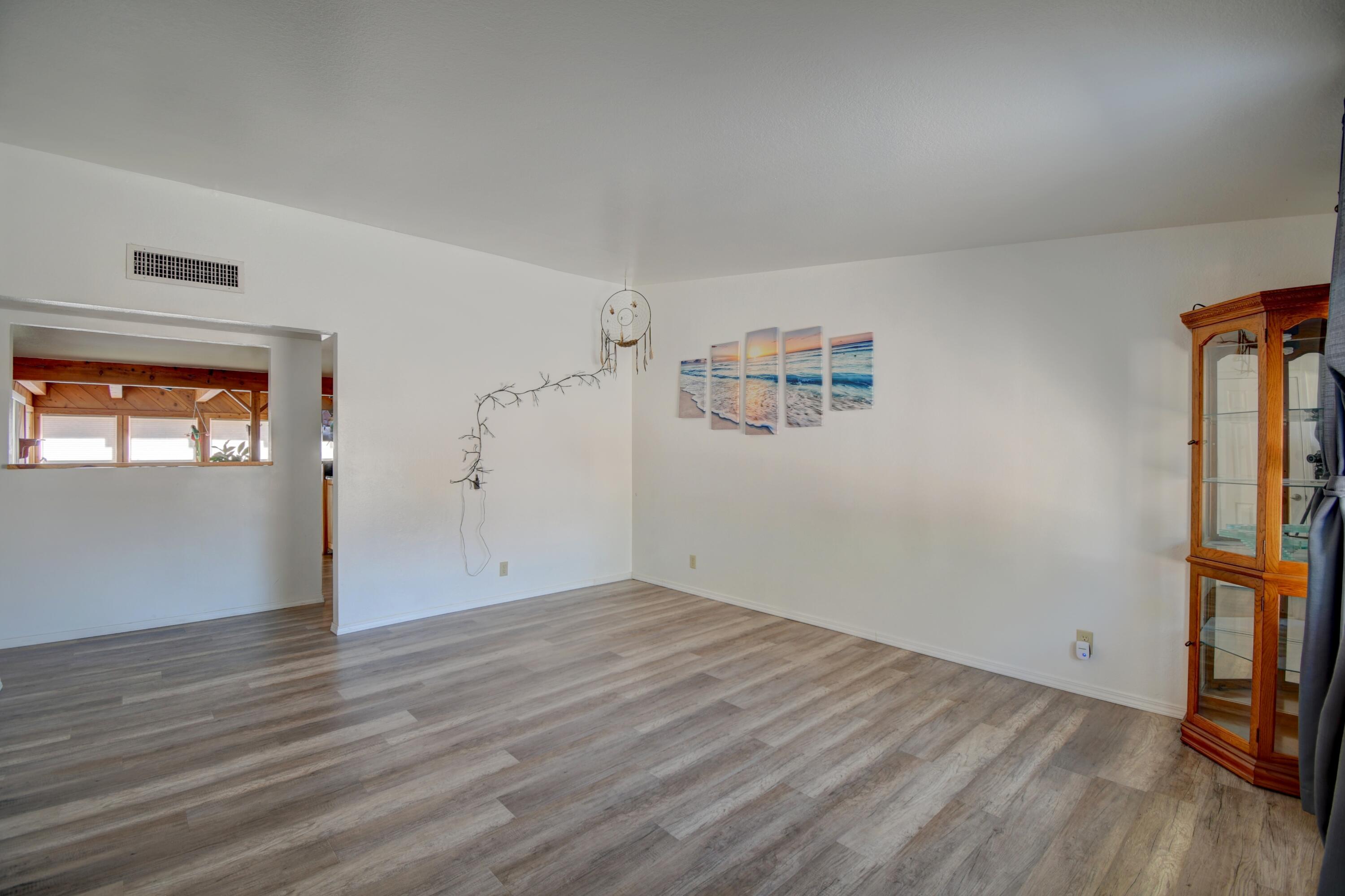 11504 ANGELINA Place NE