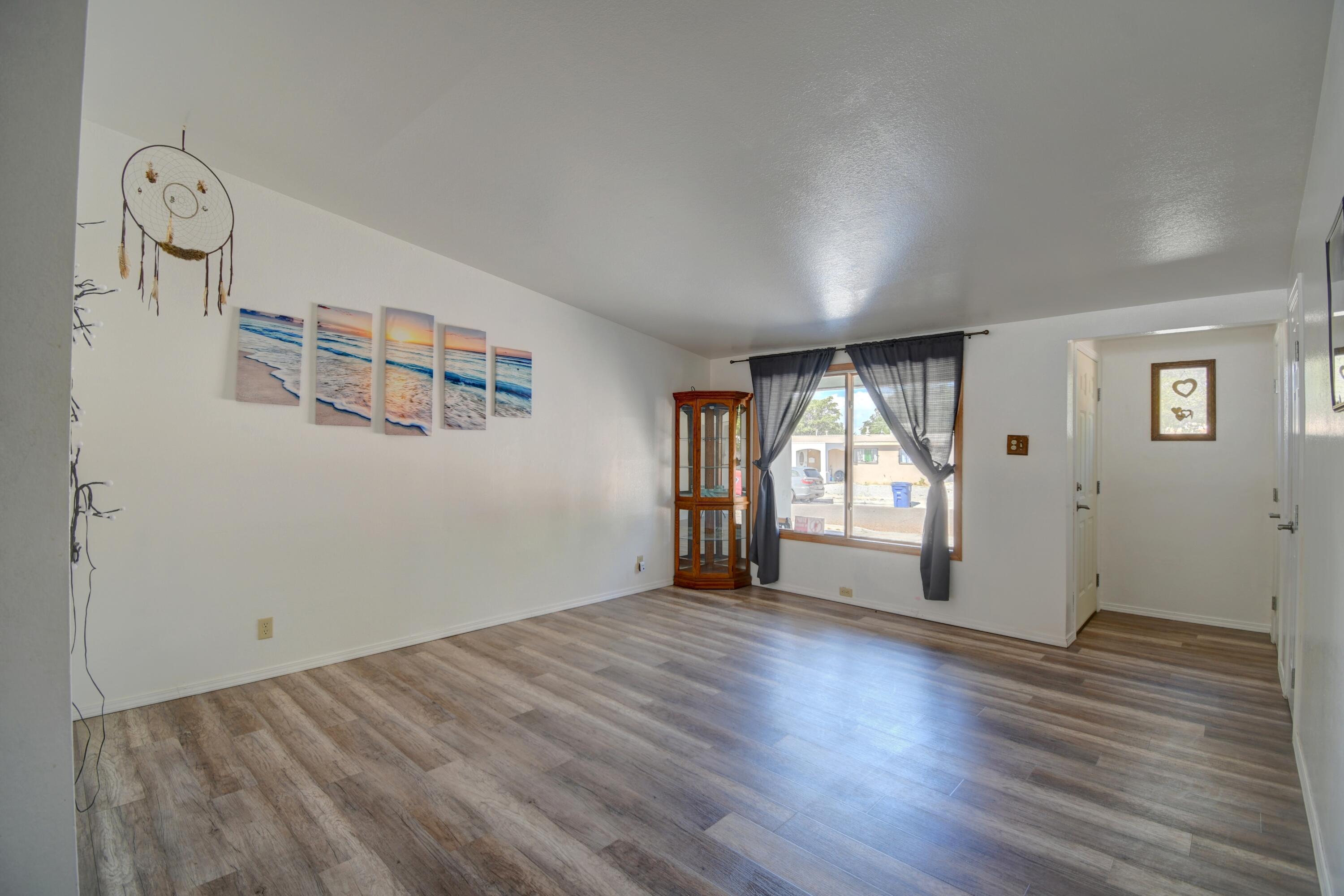 11504 ANGELINA Place NE