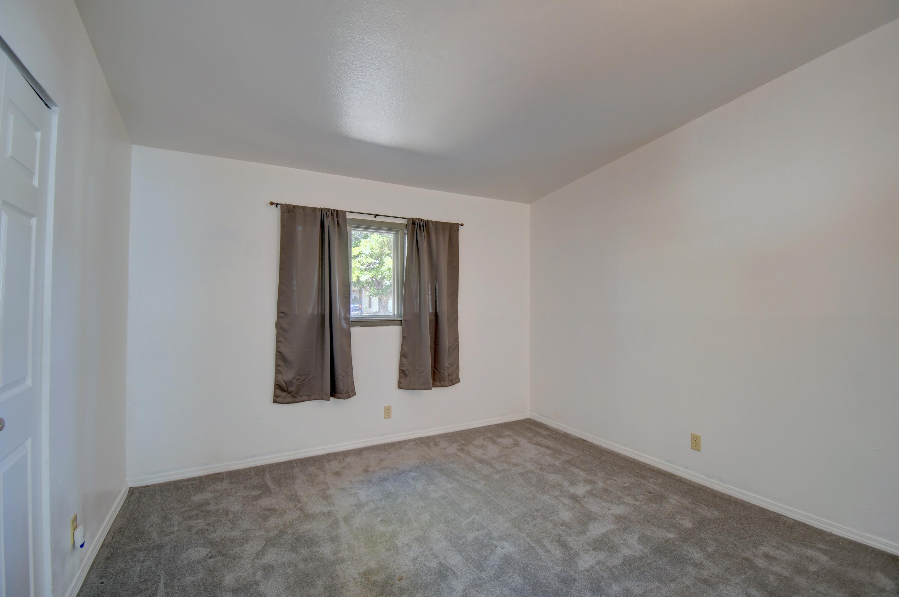 11504 ANGELINA Place NE