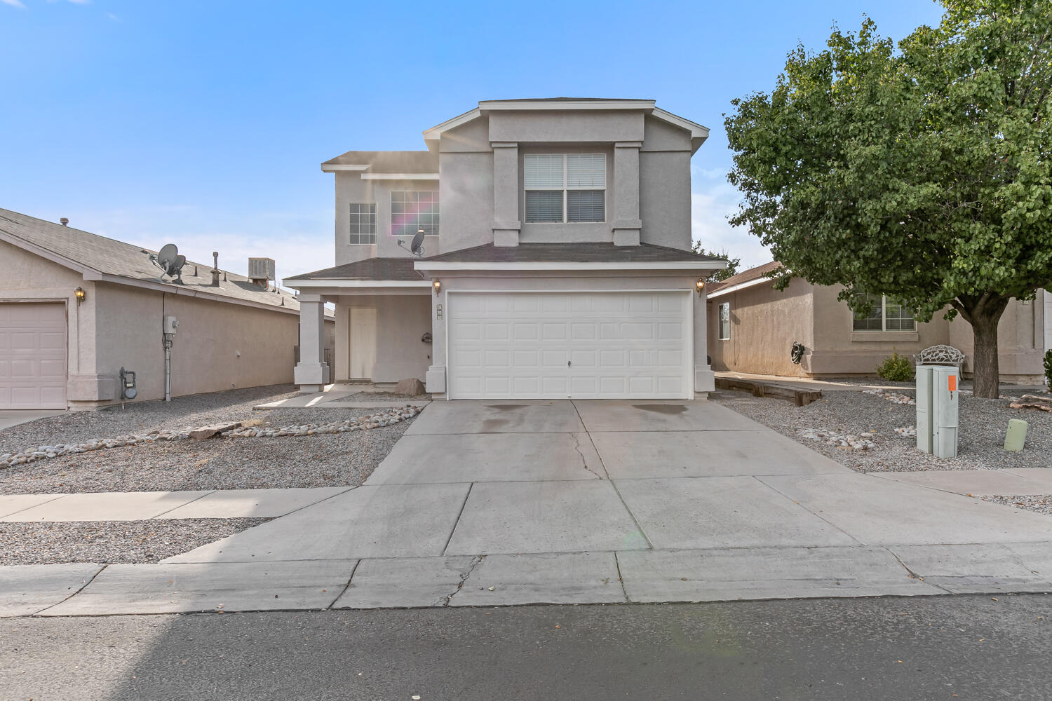 659 VISTA LUNA Lane SW