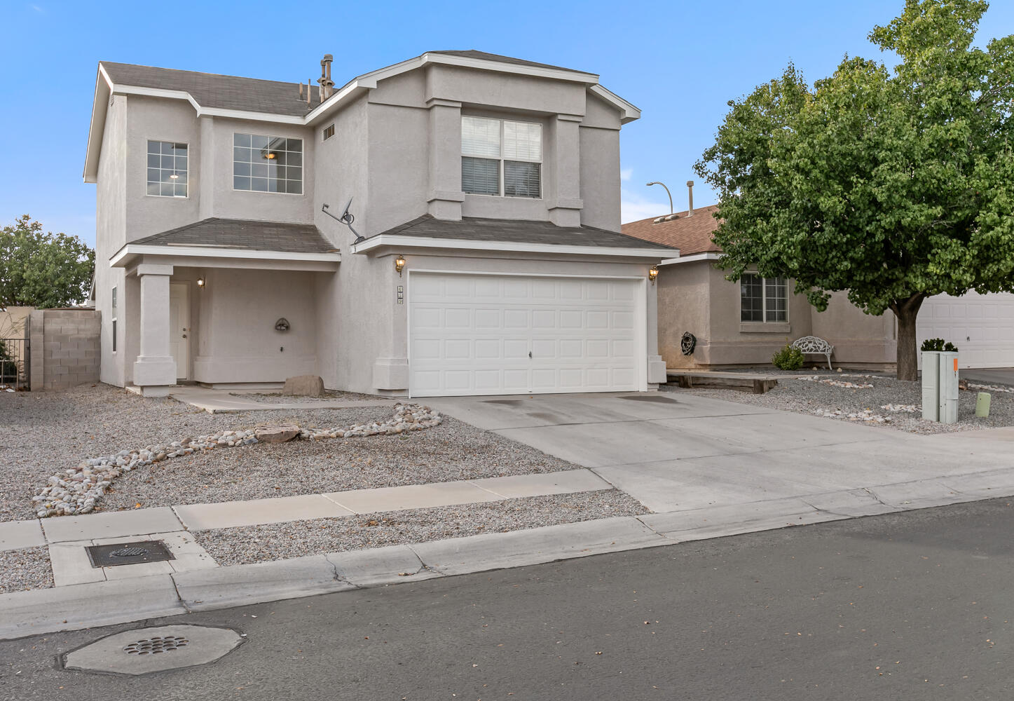 659 VISTA LUNA Lane SW