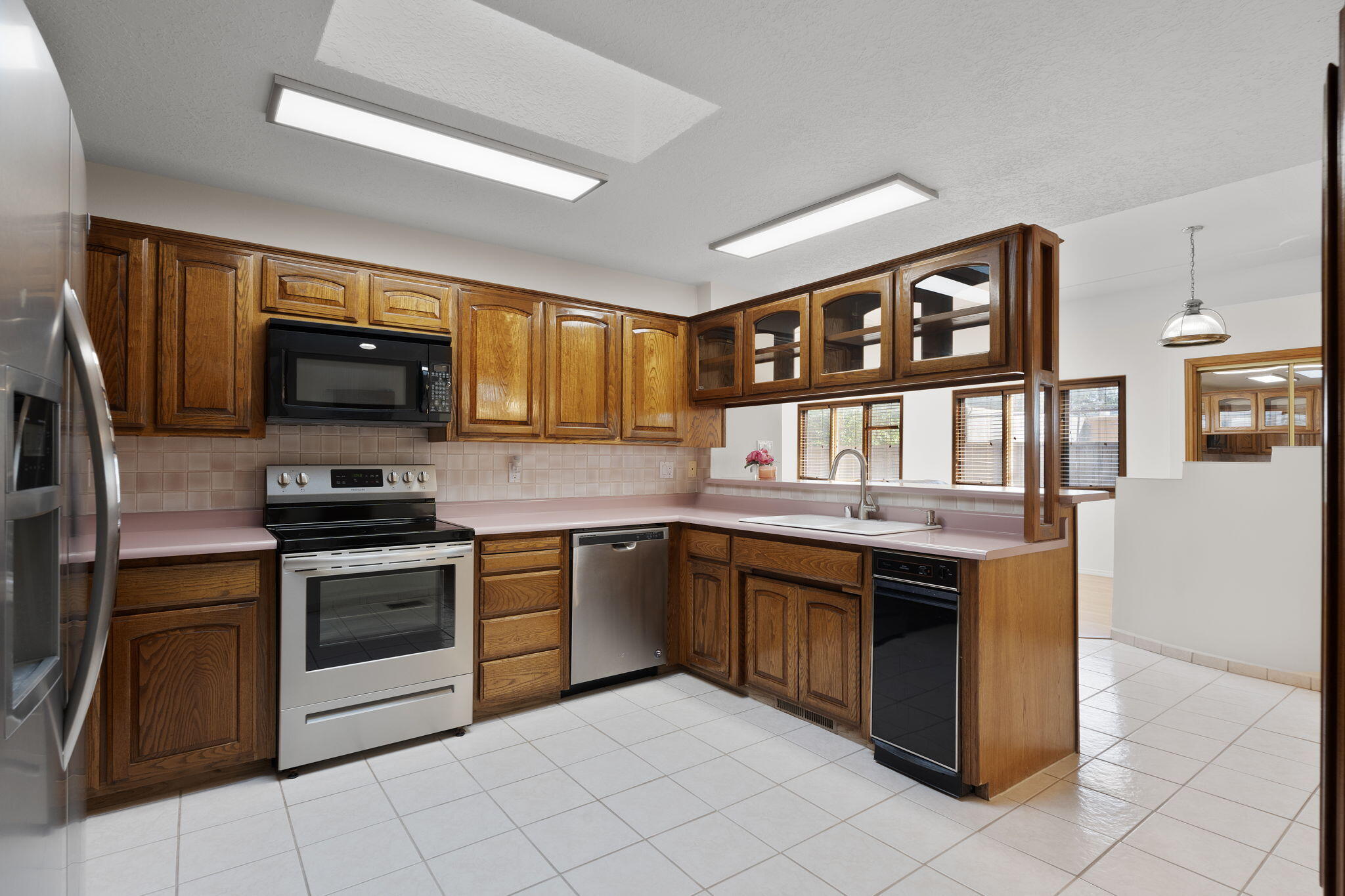 2616 DON PEDRO NW