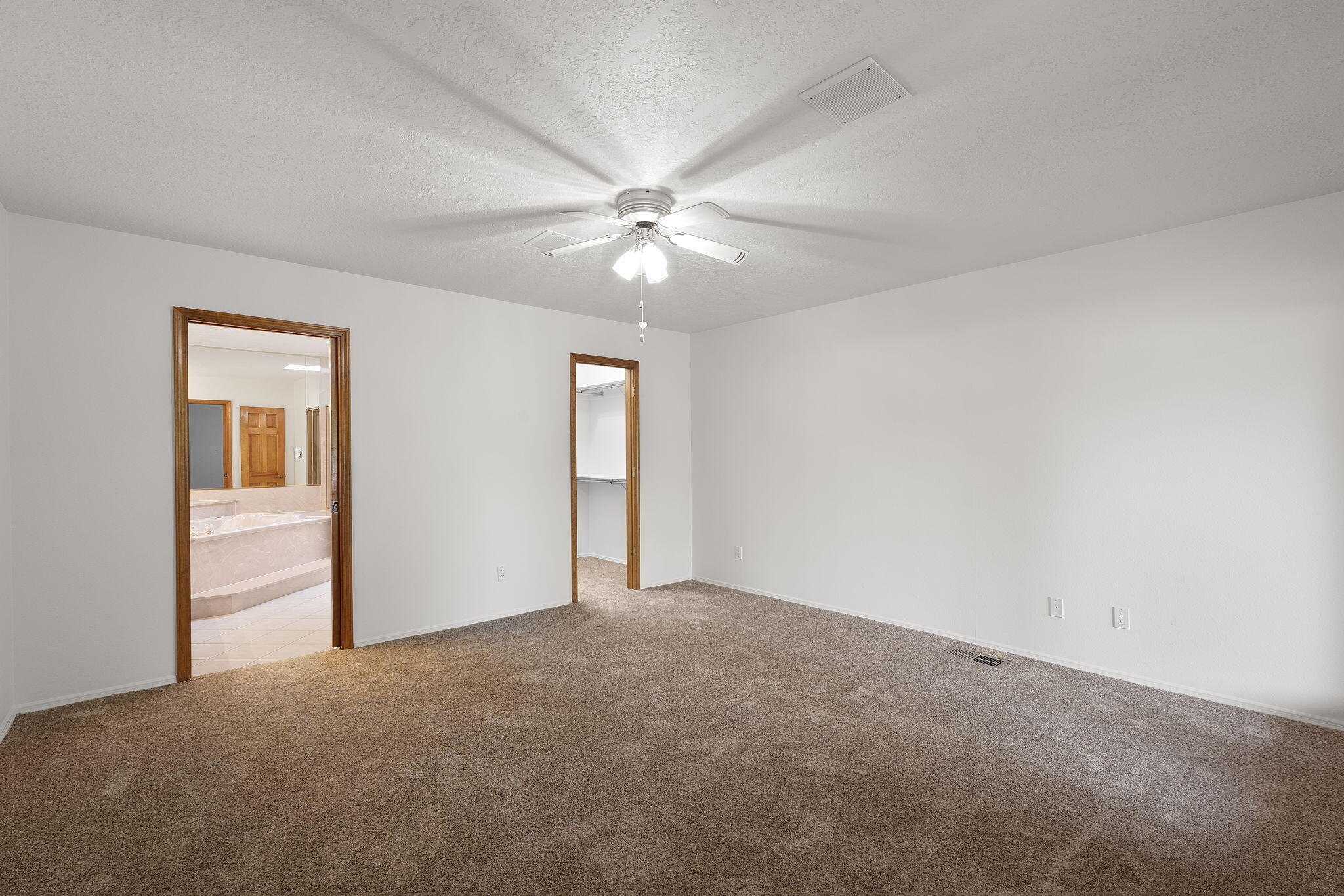 2616 DON PEDRO NW