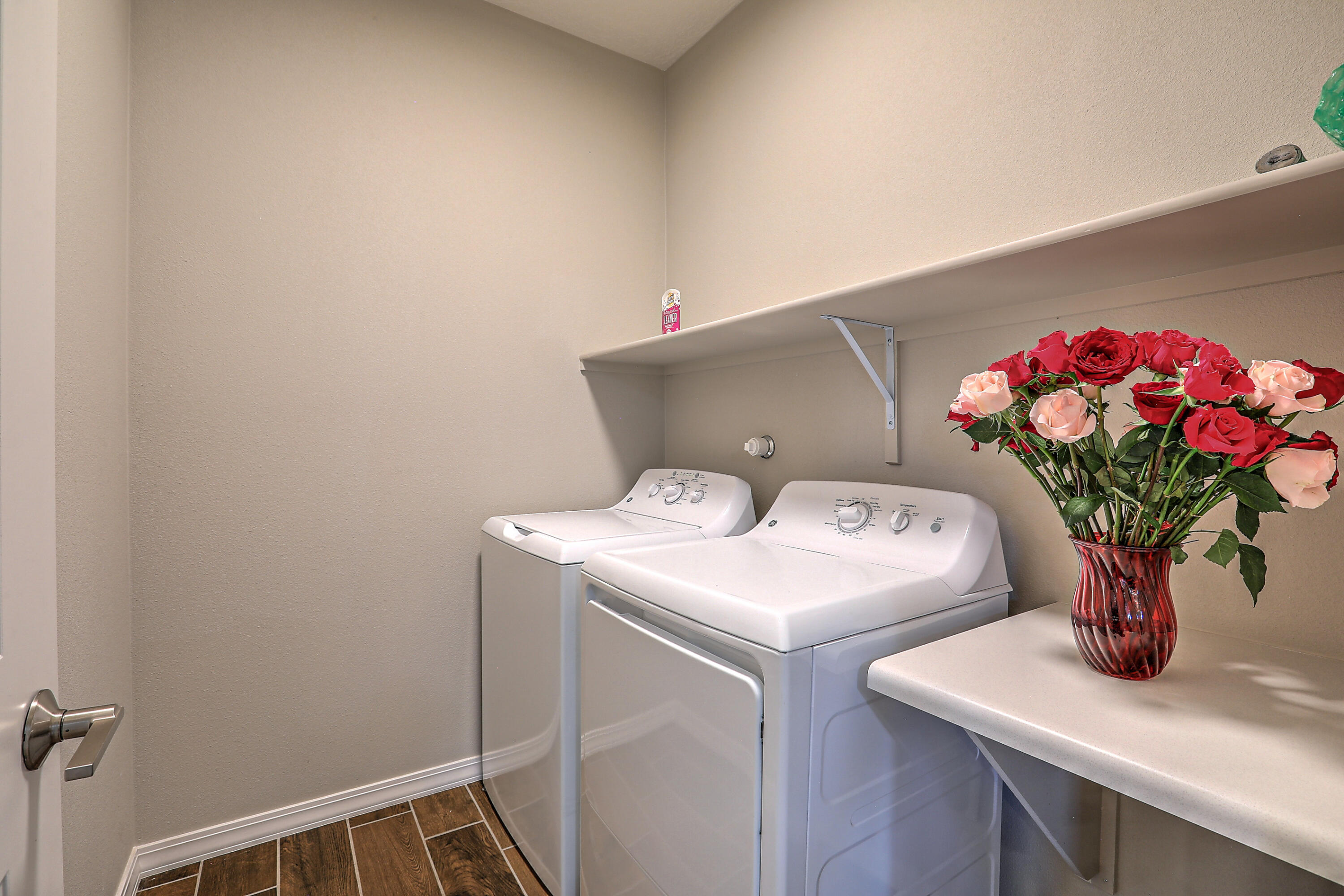 2613 HOUSER Avenue SE