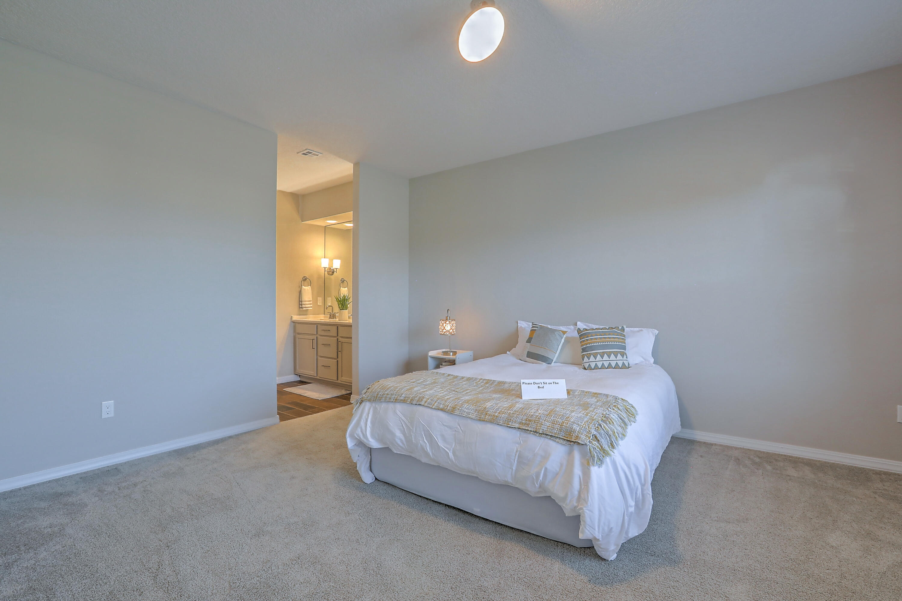 2613 HOUSER Avenue SE