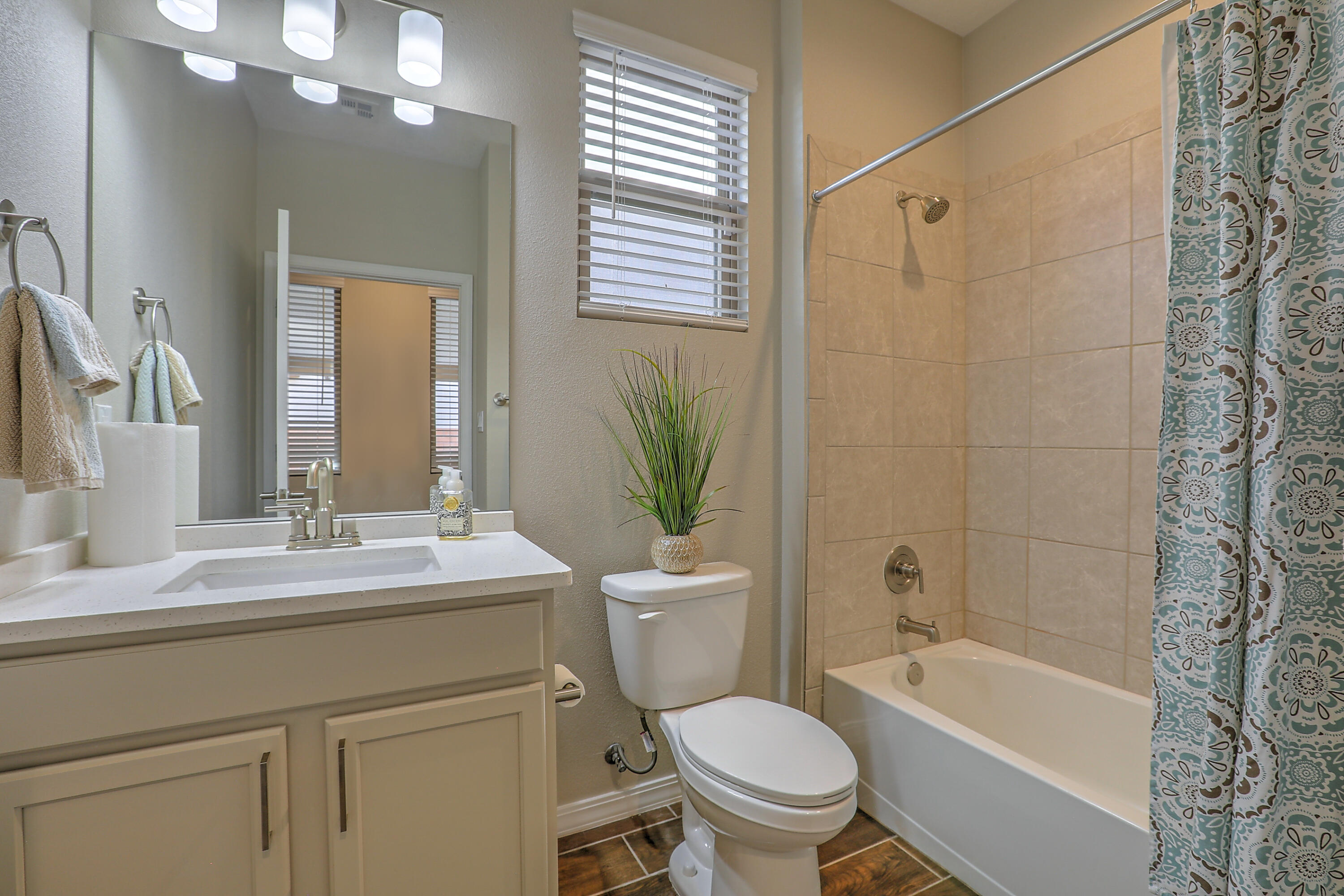 2613 HOUSER Avenue SE