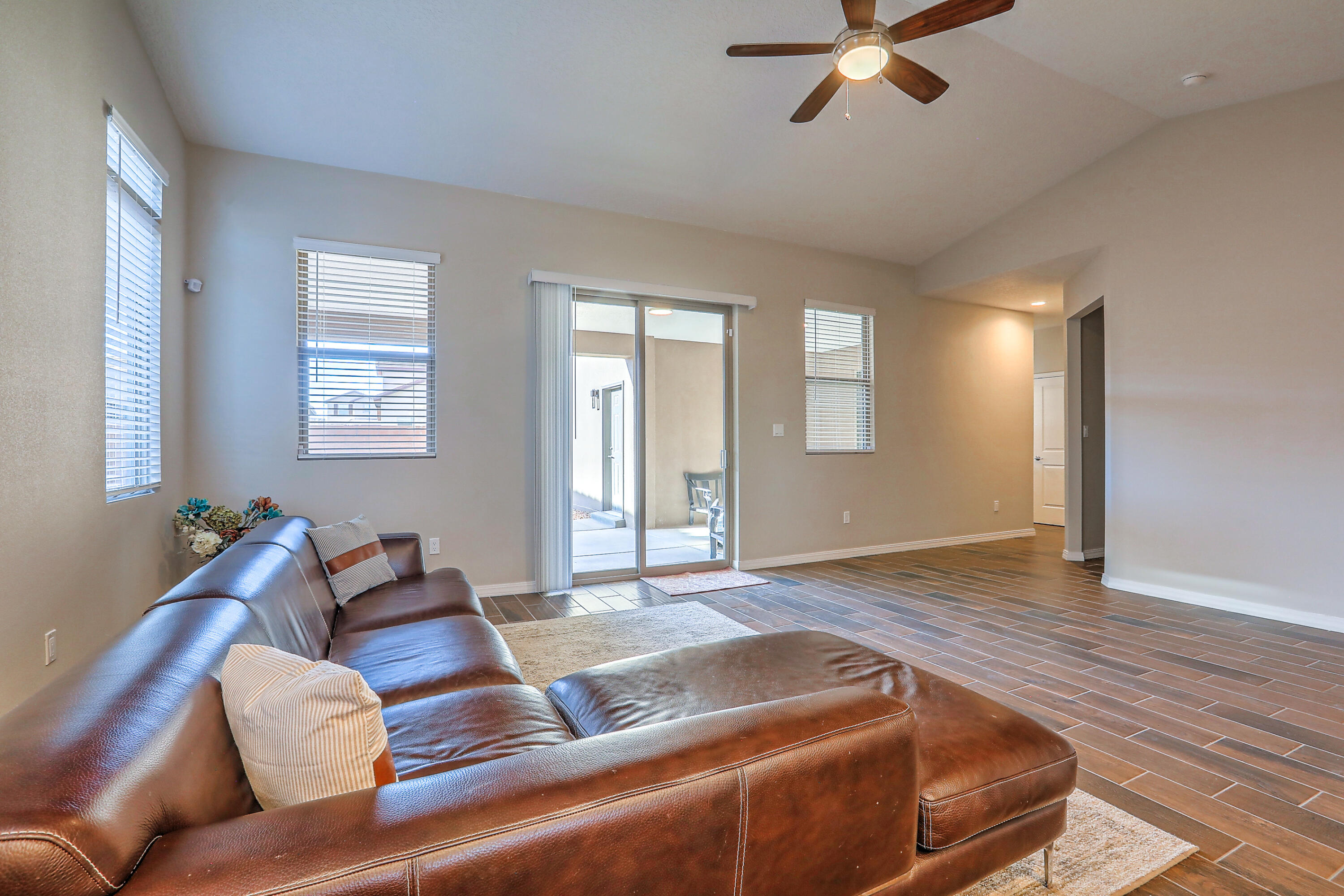 2613 HOUSER Avenue SE