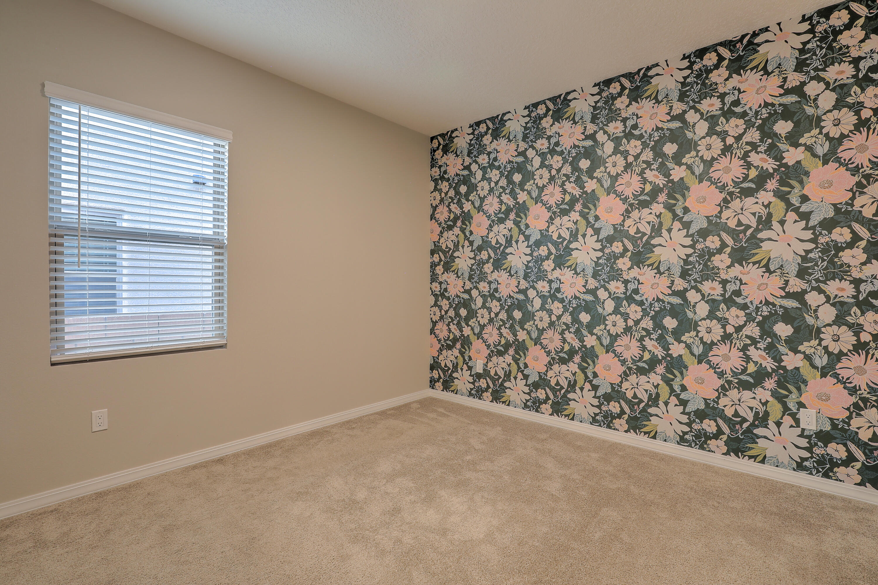 2613 HOUSER Avenue SE