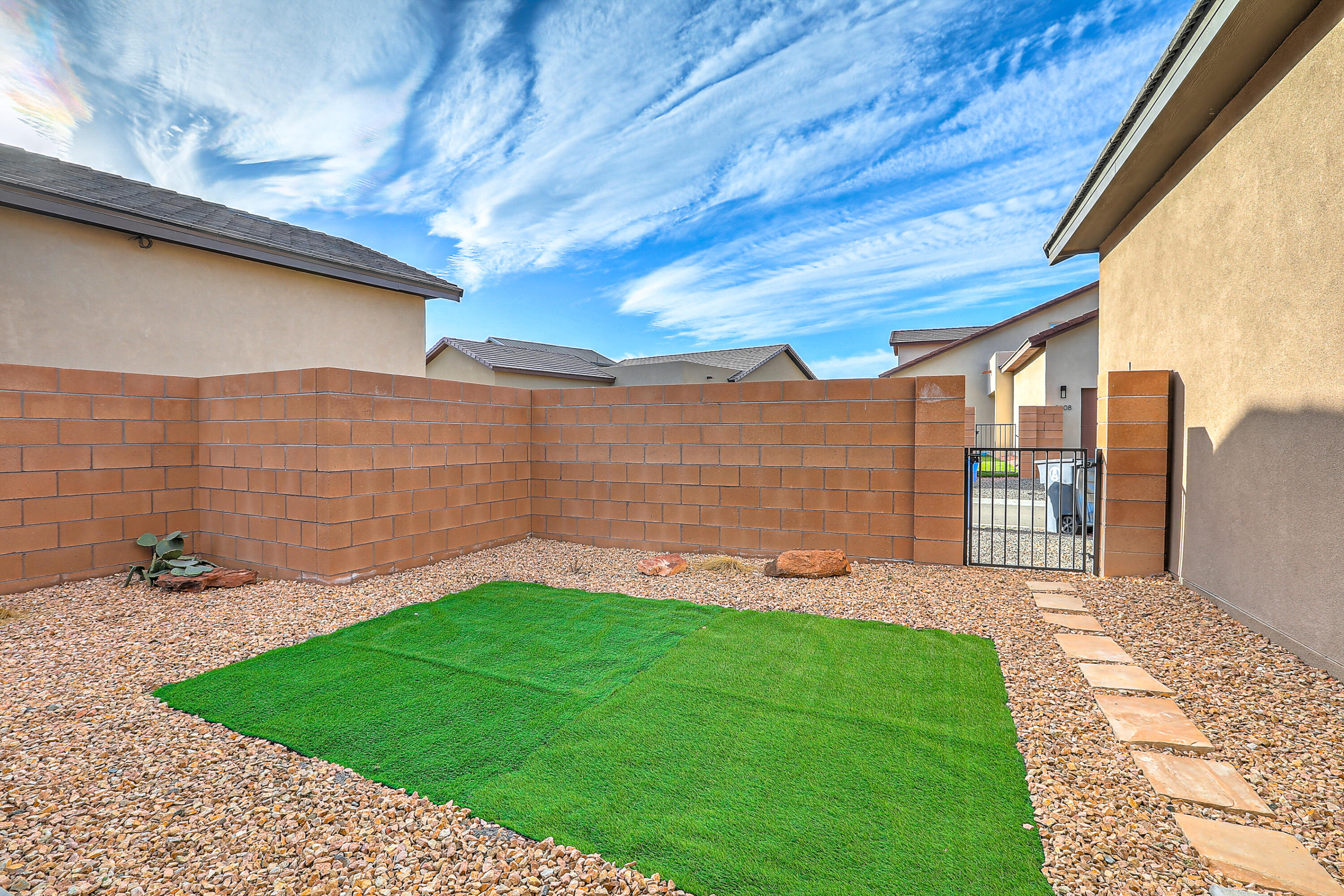 2613 HOUSER Avenue SE