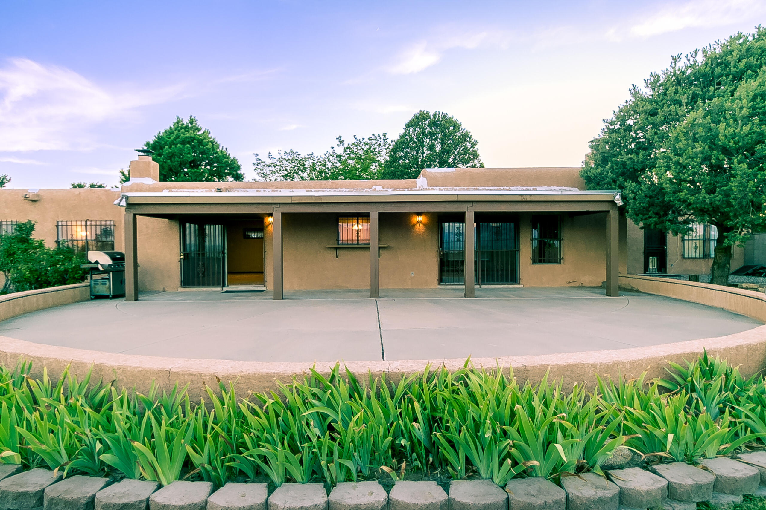 5012 NORTHERN Trail NW