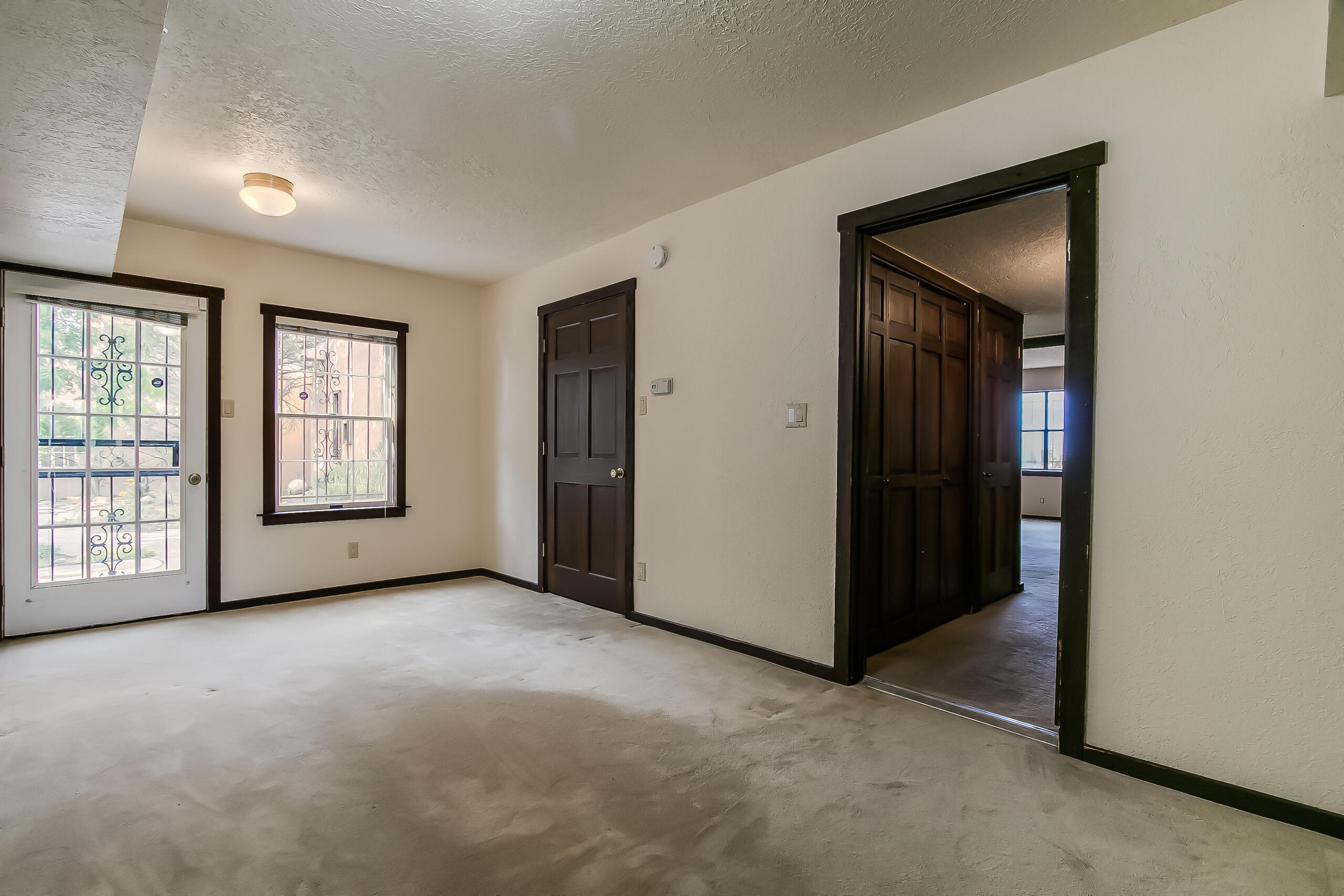 5012 NORTHERN Trail NW