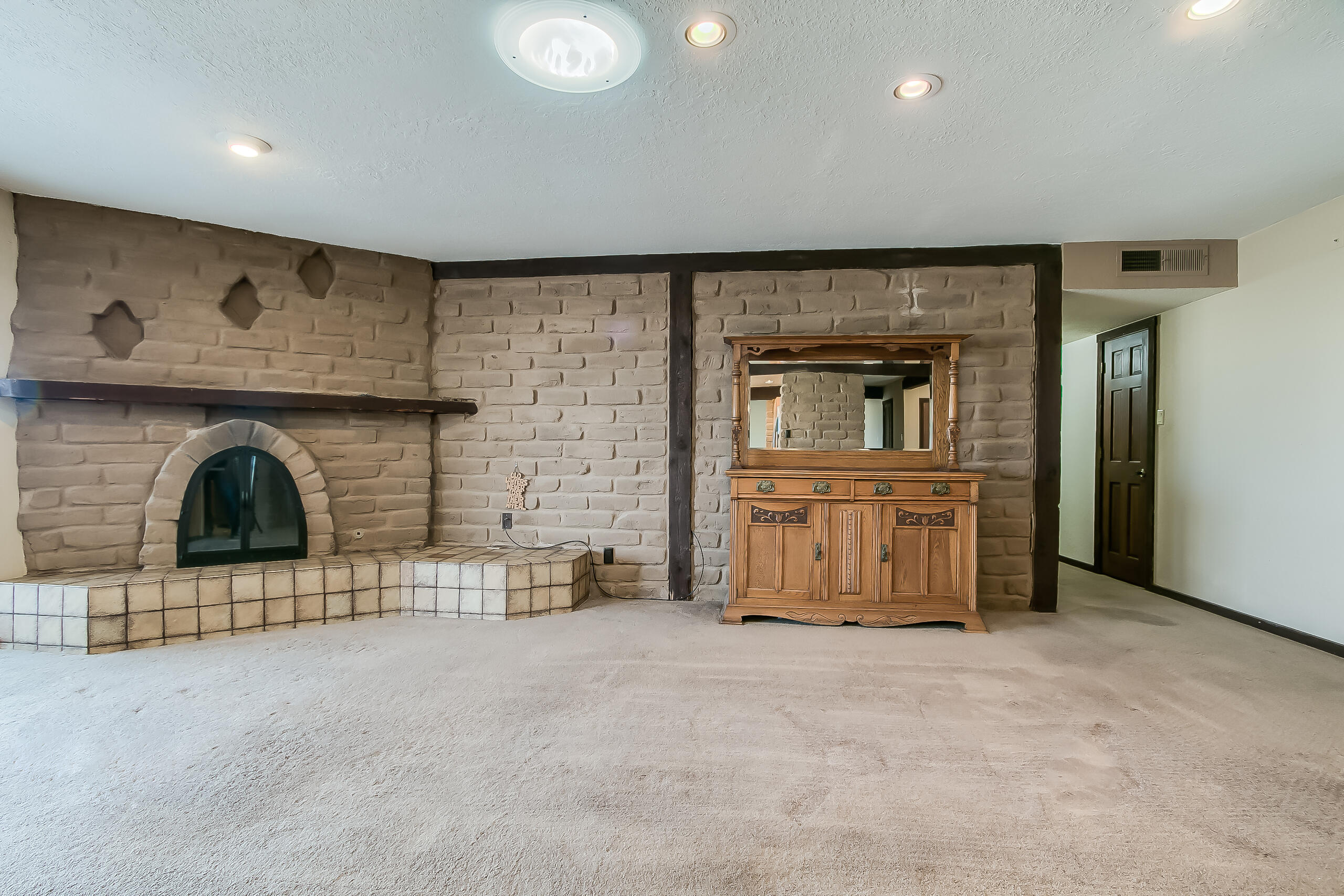 5012 NORTHERN Trail NW