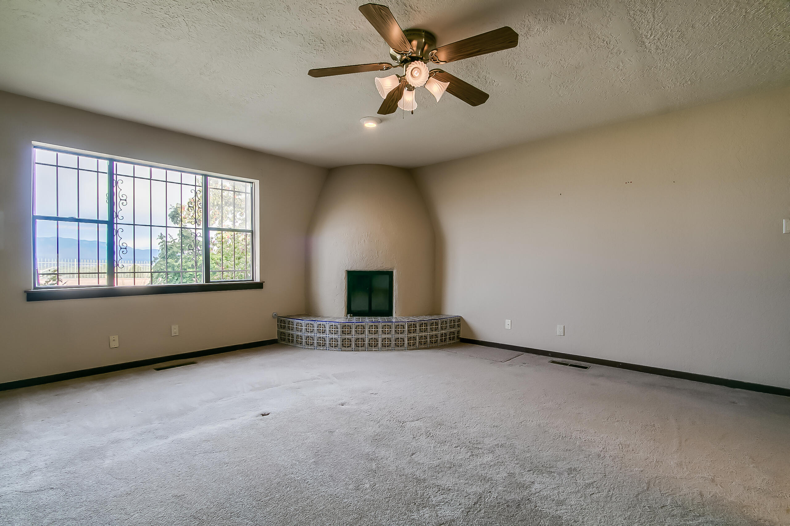 5012 NORTHERN Trail NW