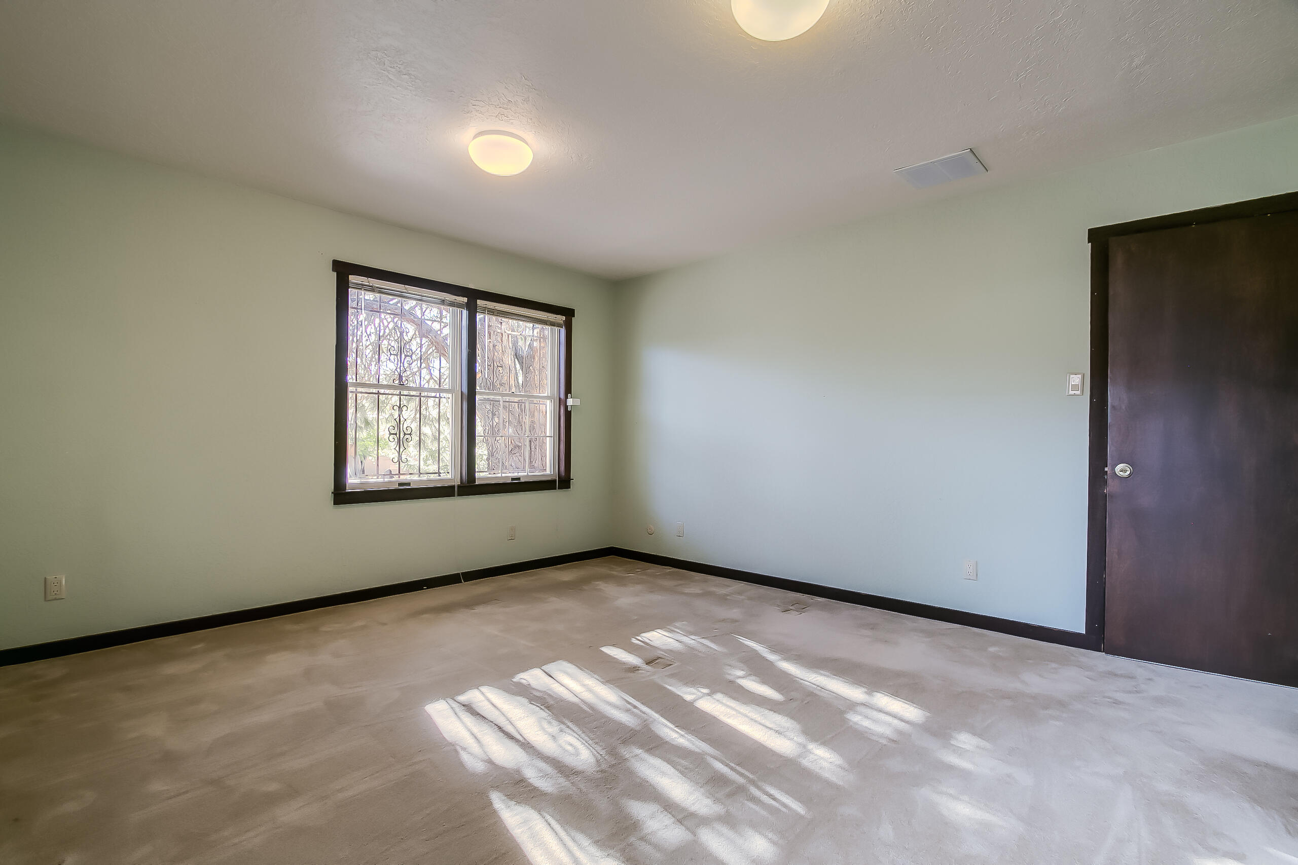 5012 NORTHERN Trail NW