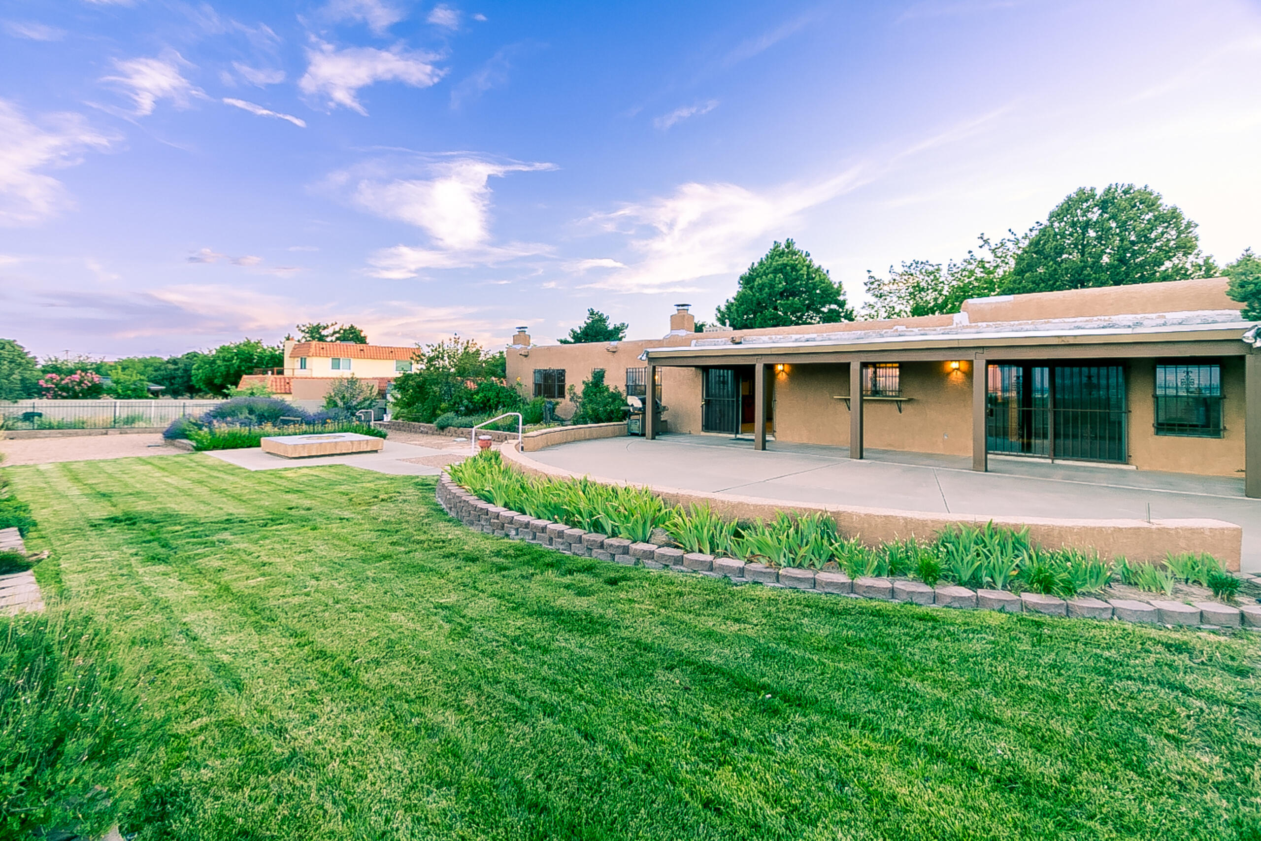 5012 NORTHERN Trail NW