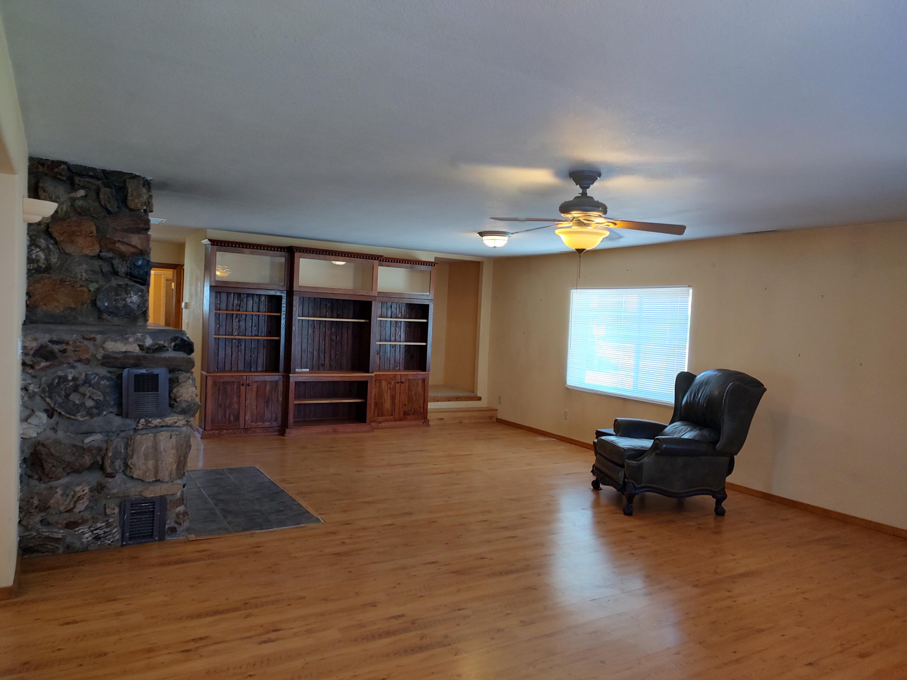 400 Duggins Drive