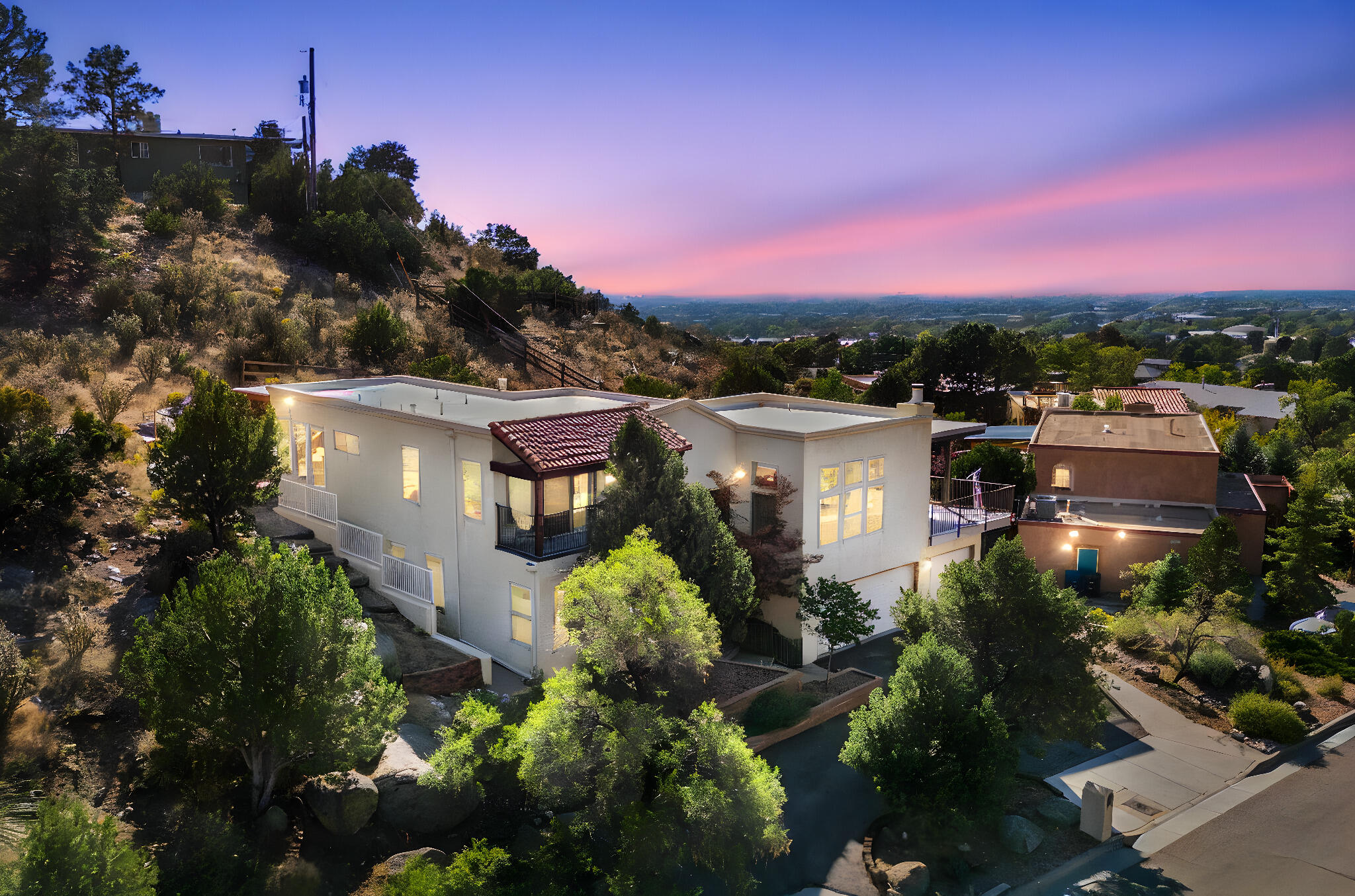 13432 SUNSET CANYON Drive NE