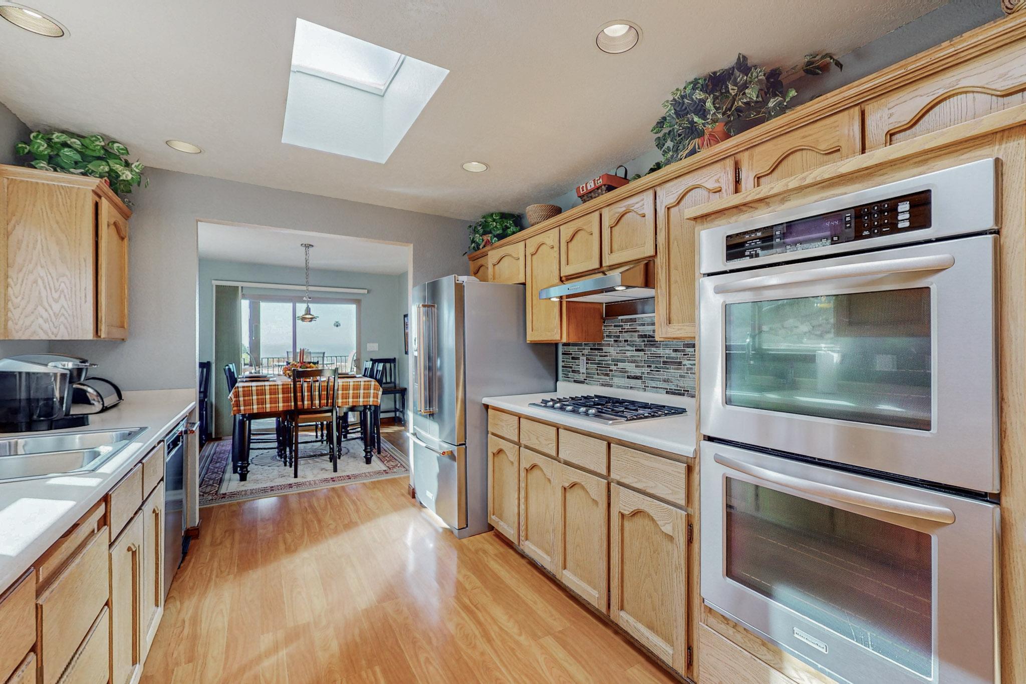 13432 SUNSET CANYON Drive NE
