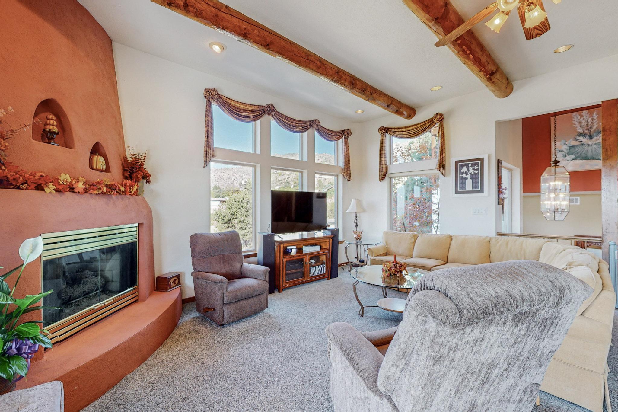 13432 SUNSET CANYON Drive NE