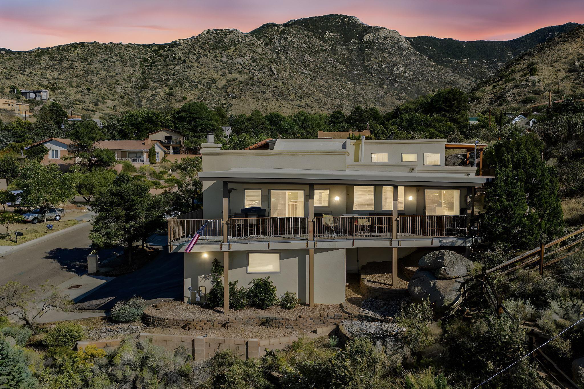 13432 SUNSET CANYON Drive NE