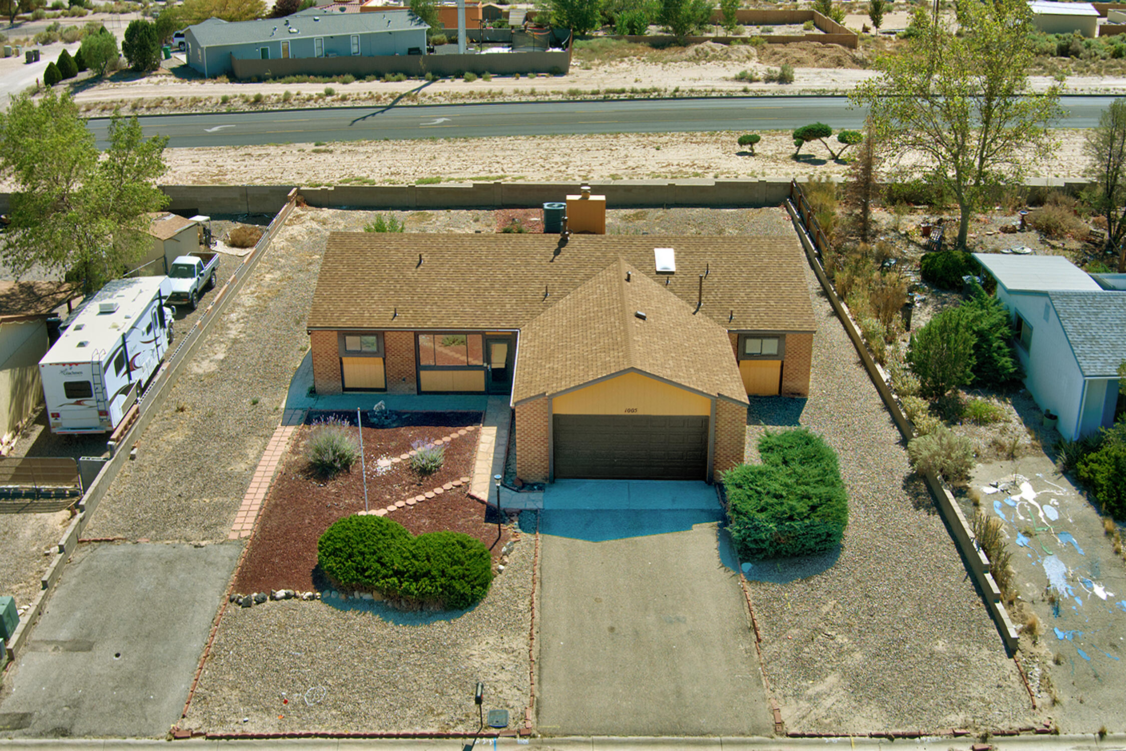 1005 SPUR Road SE