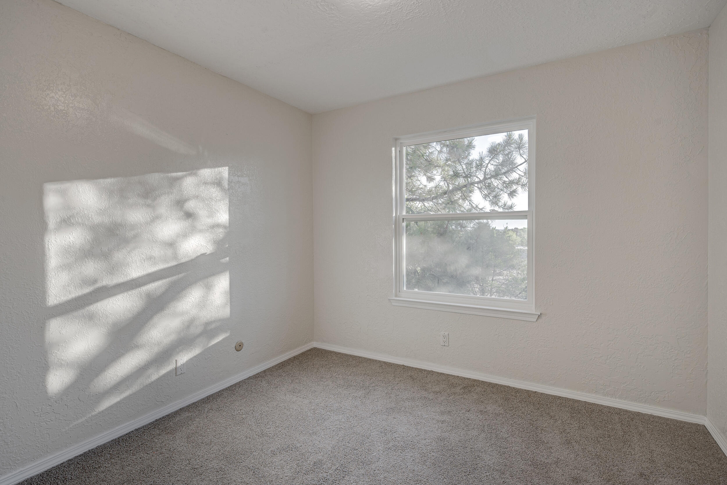 220 TARPON Avenue SE