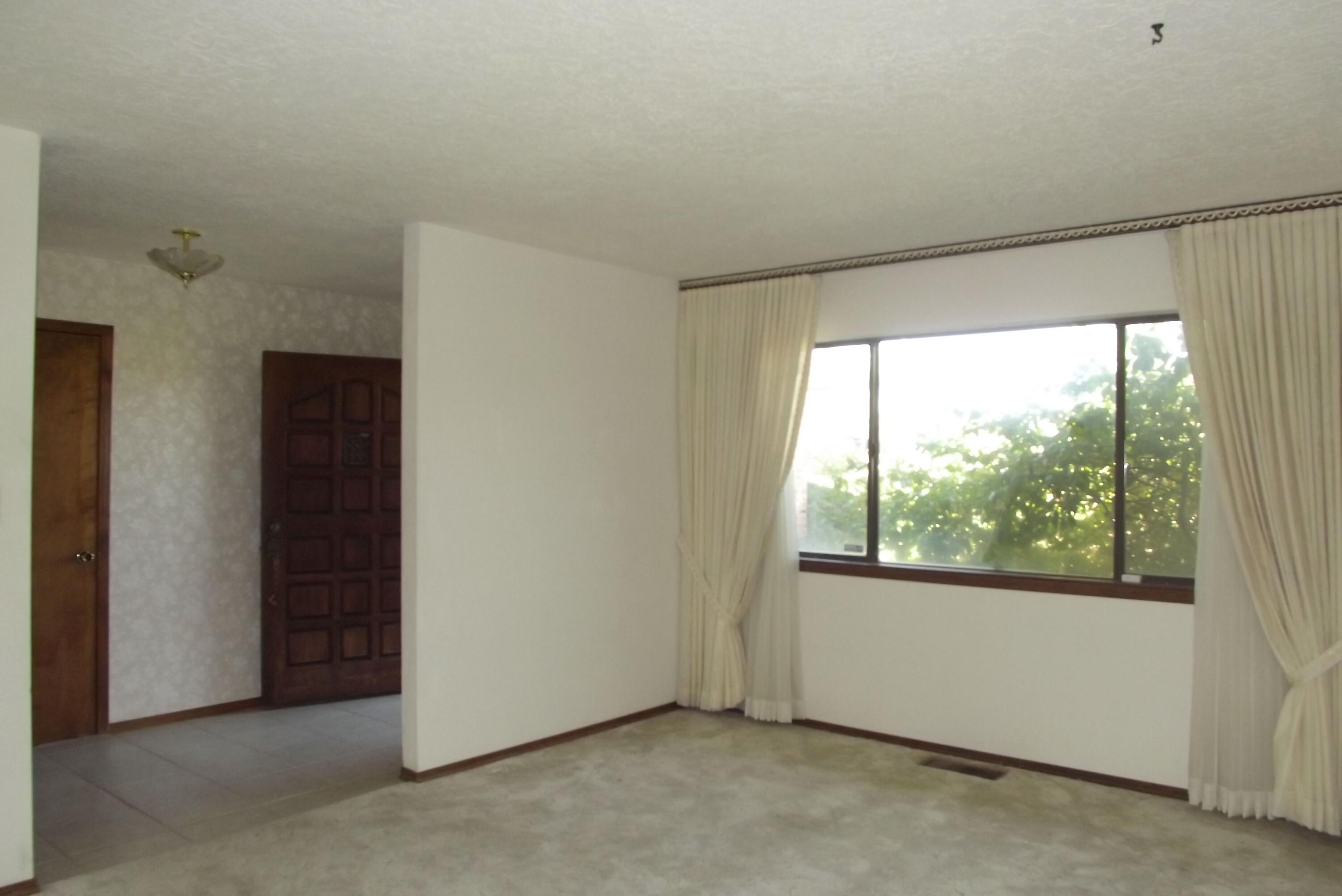 9936 ACADEMY KNOLLS Drive NE
