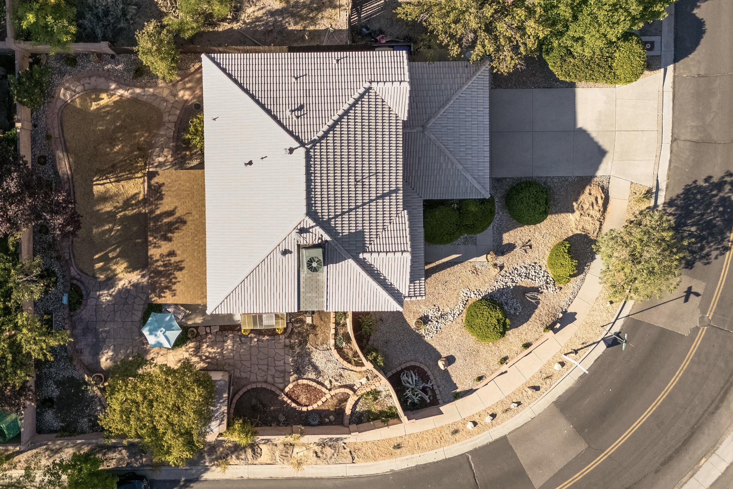 8101 RANCHO LUCIDO NW