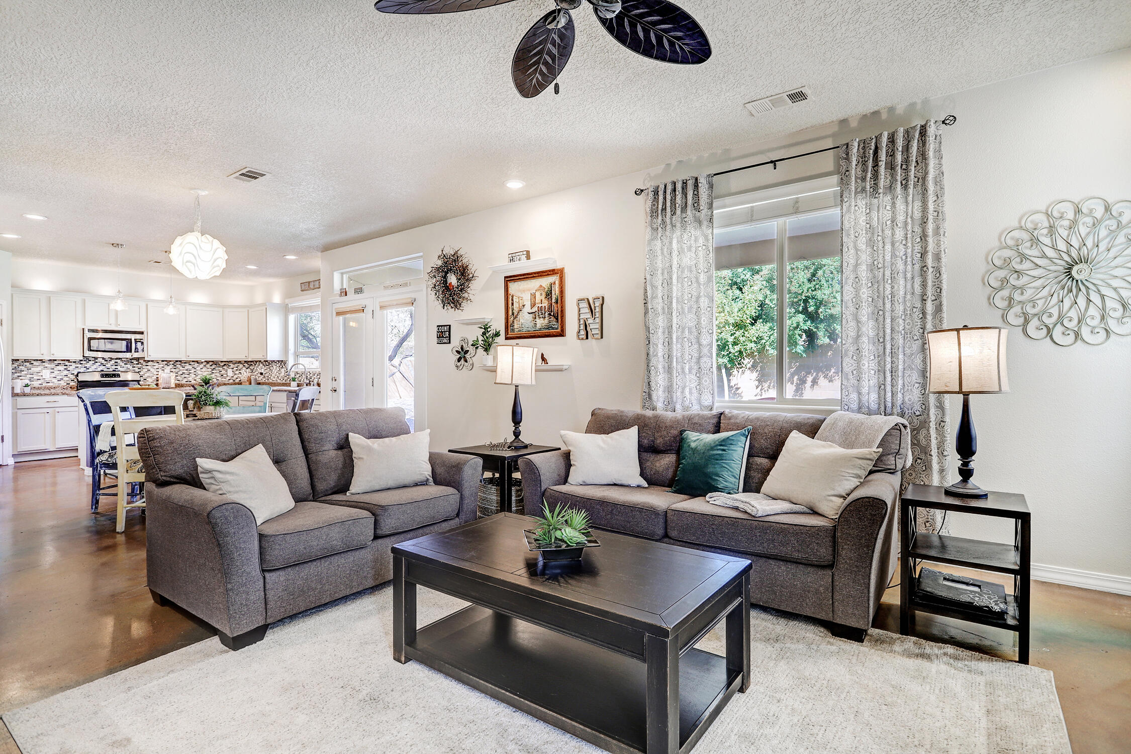 8409 Mesa Top Road NW