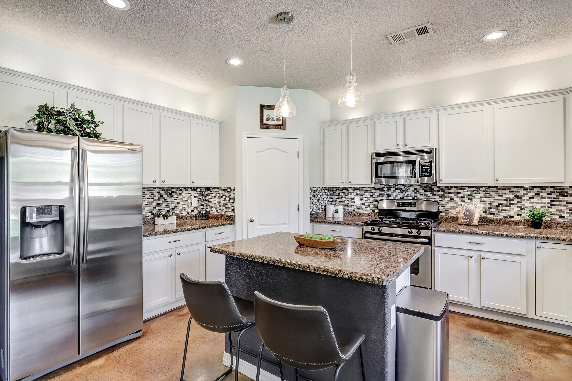 8409 Mesa Top Road NW