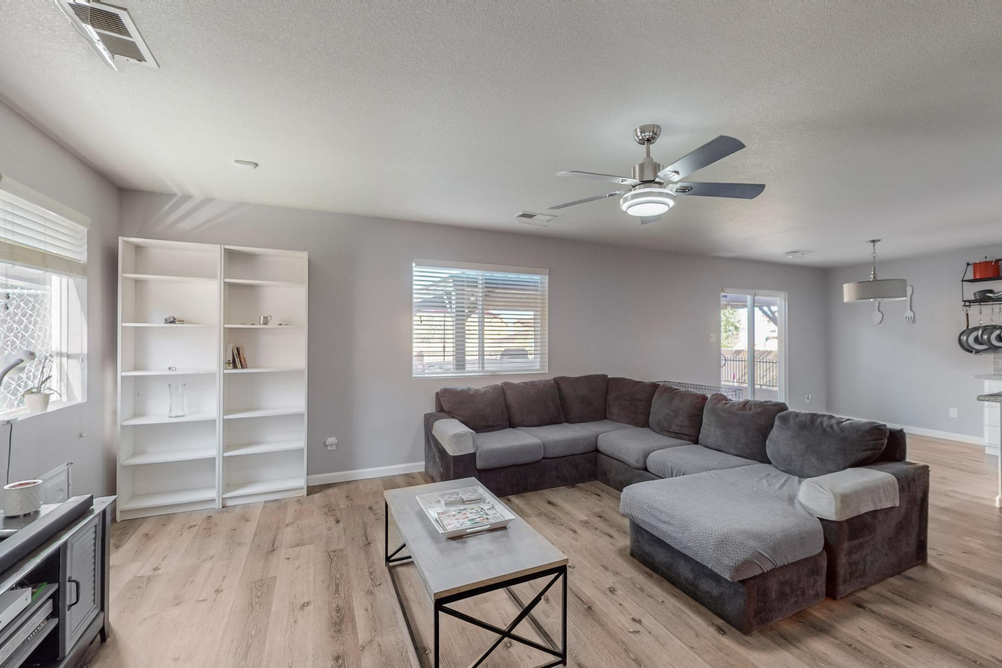 9936 SUNSHINE MESA Drive NW
