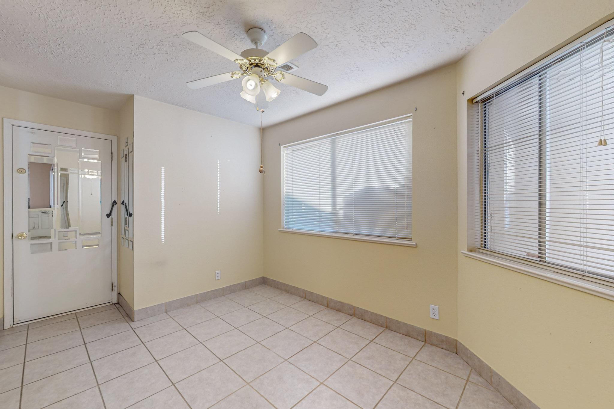 2421 AGUA FRIA Drive NE