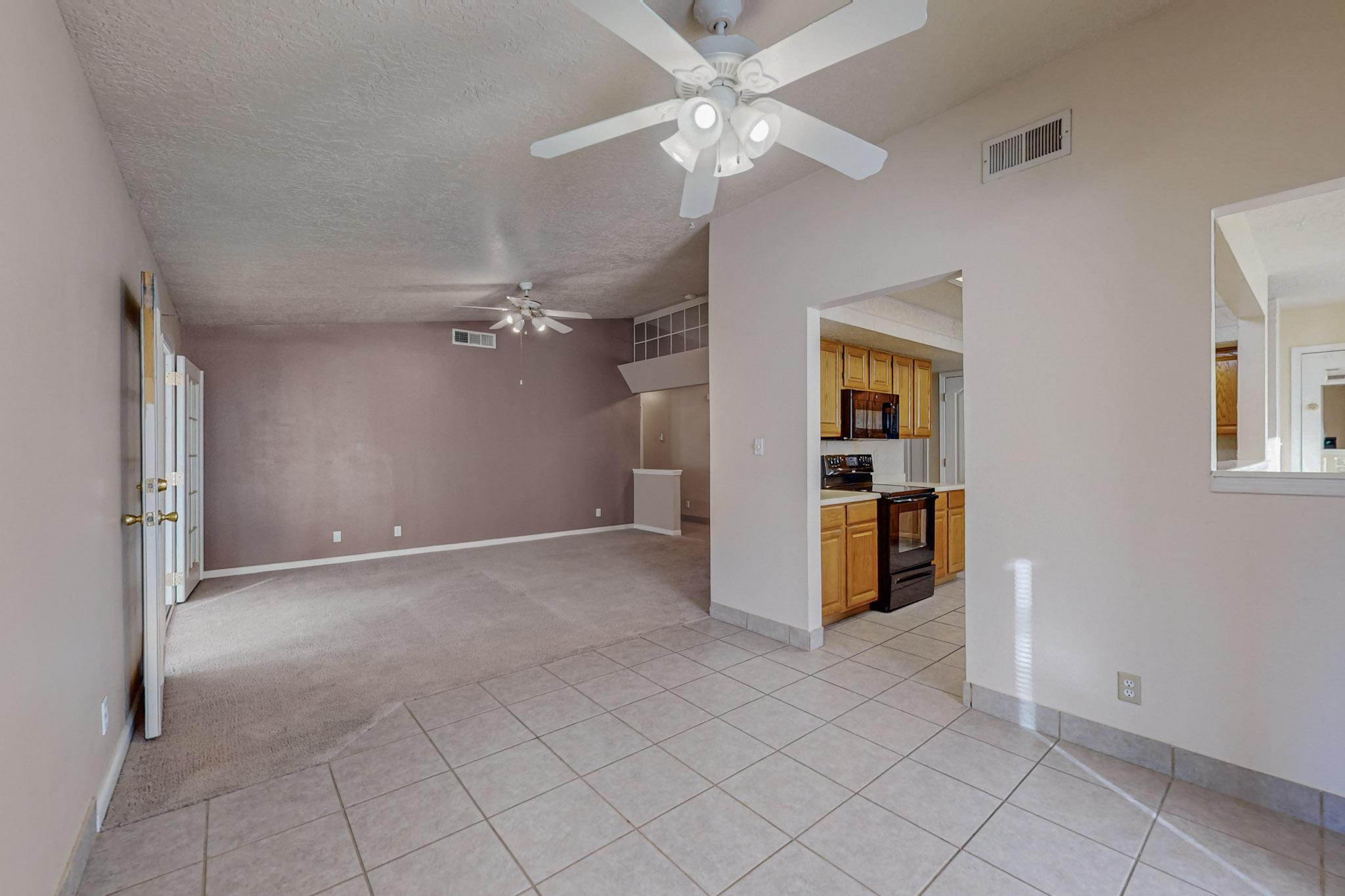 2421 AGUA FRIA Drive NE