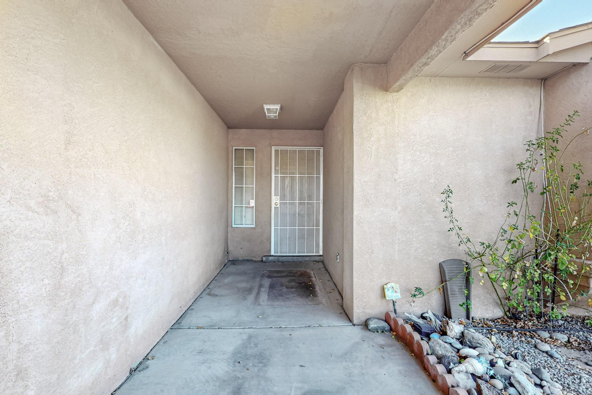 2421 AGUA FRIA Drive NE
