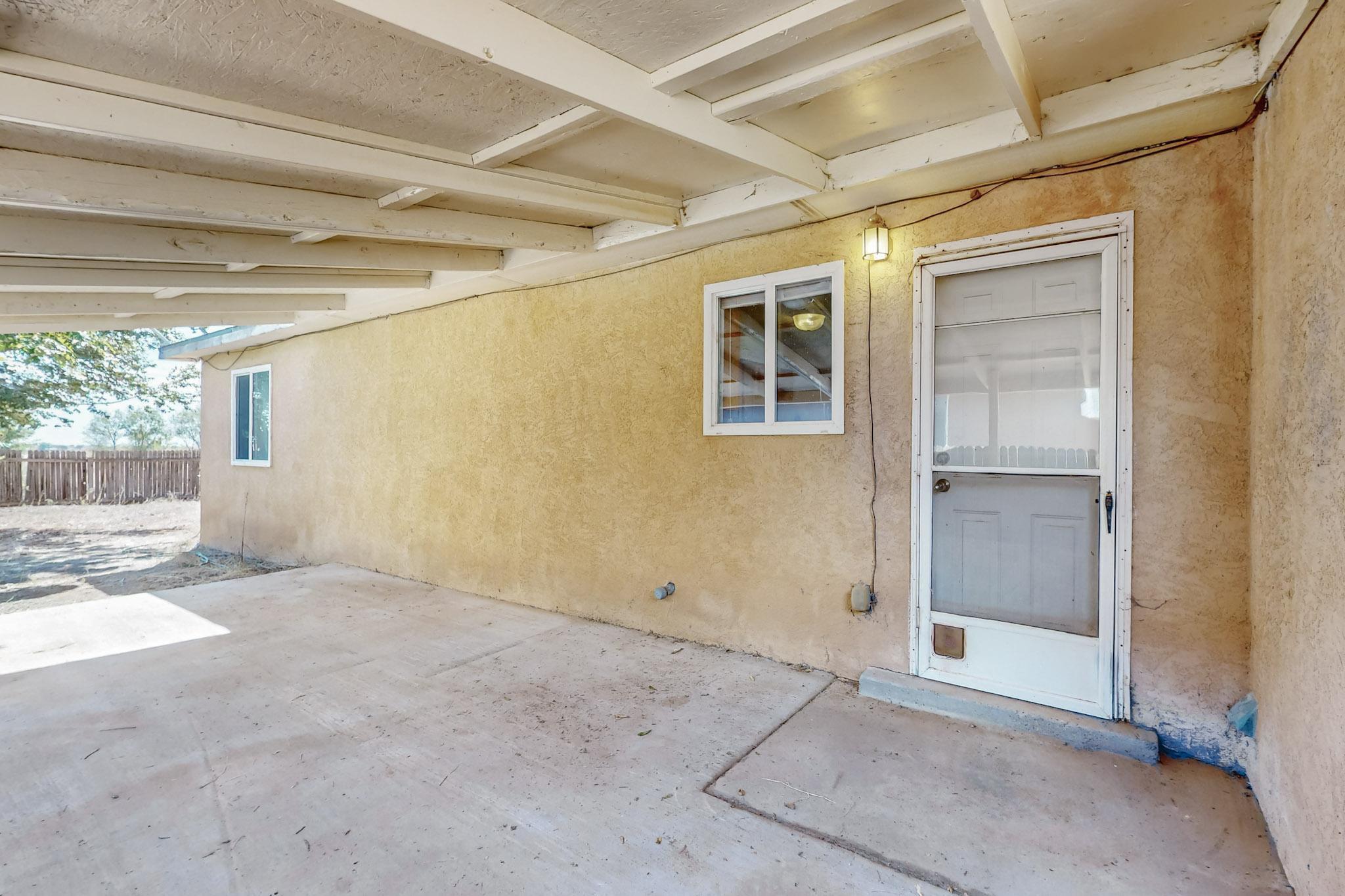 604 W SANTA FE Avenue