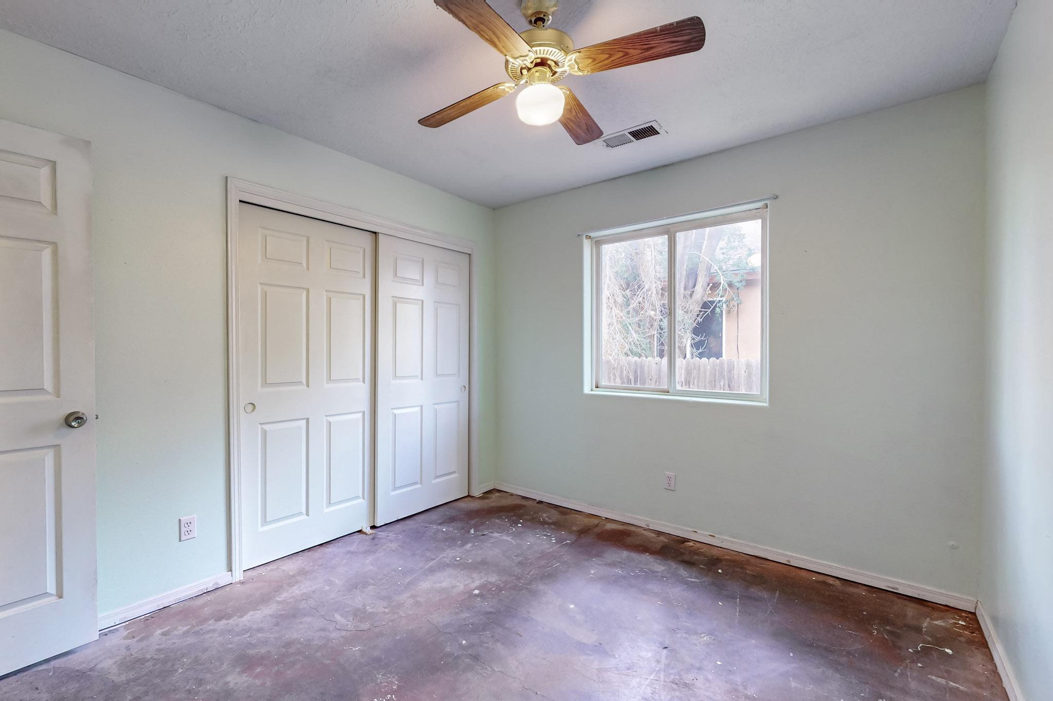 604 W SANTA FE Avenue