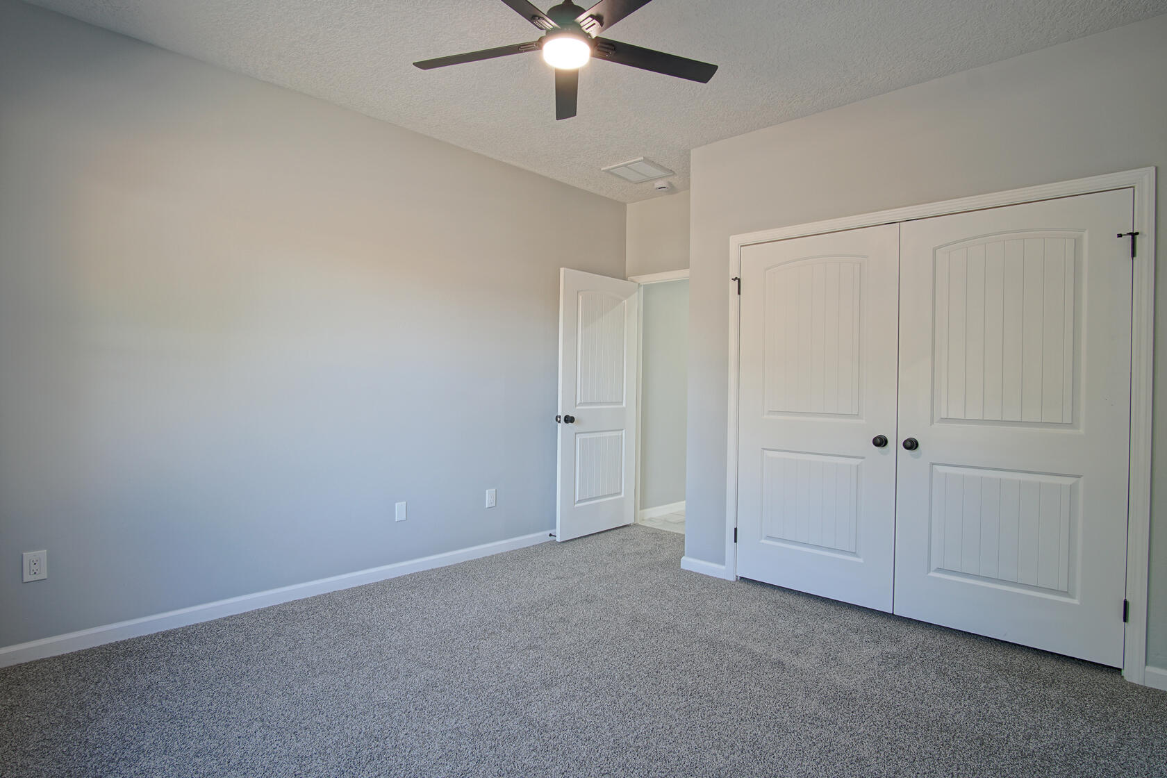 2200 CELESTE Road SW