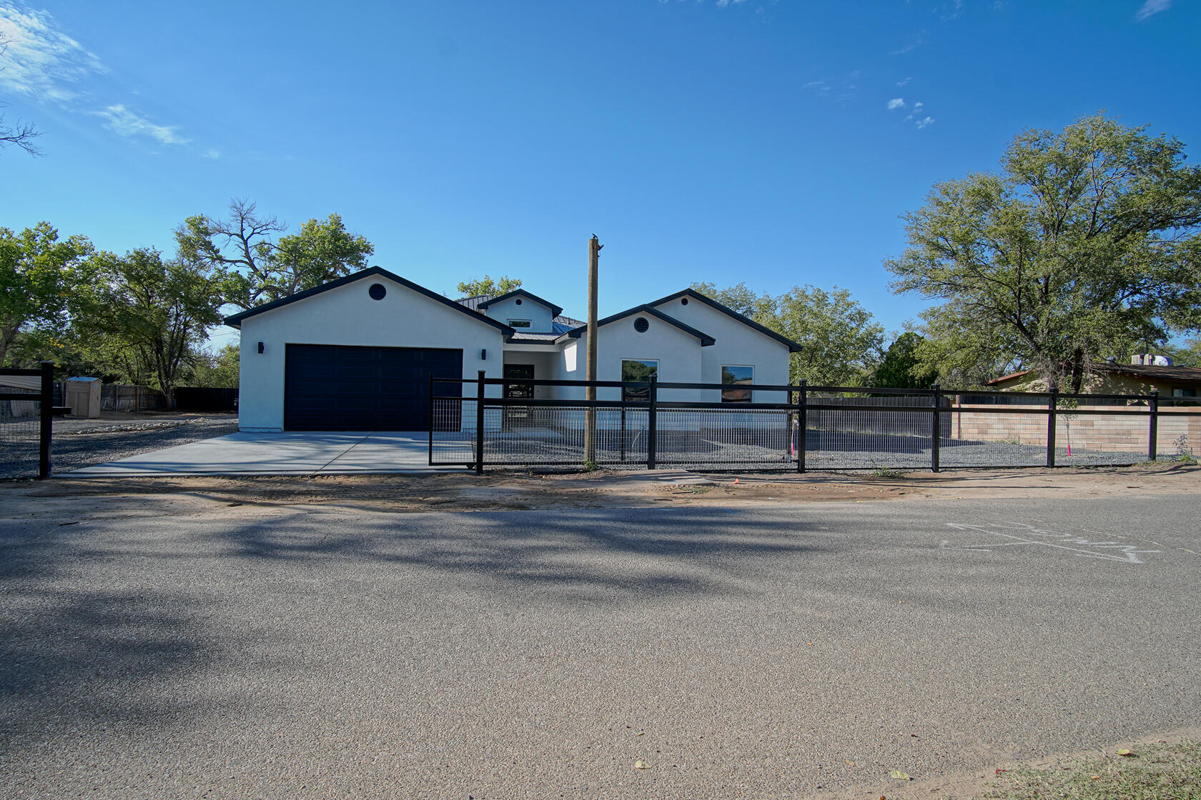 2200 CELESTE Road SW