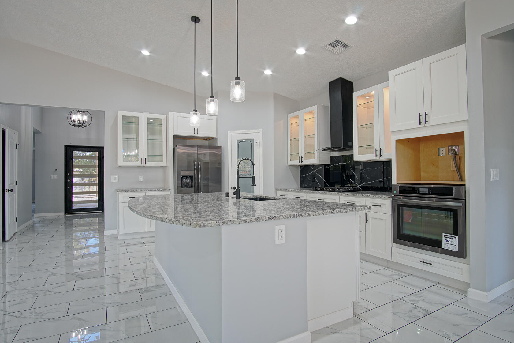 2200 CELESTE Road SW